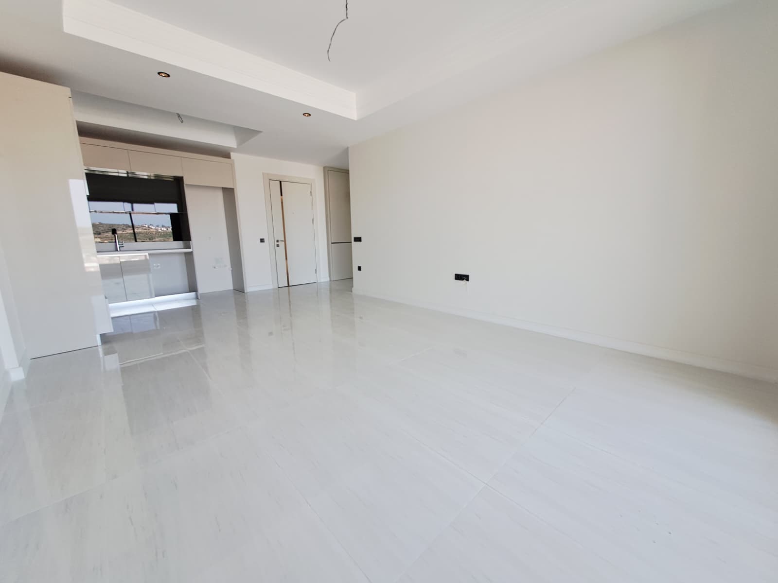 Квартира 1+1 85 м² в премиальном комплекс-отеле на побережье Тюрклера – Алания
