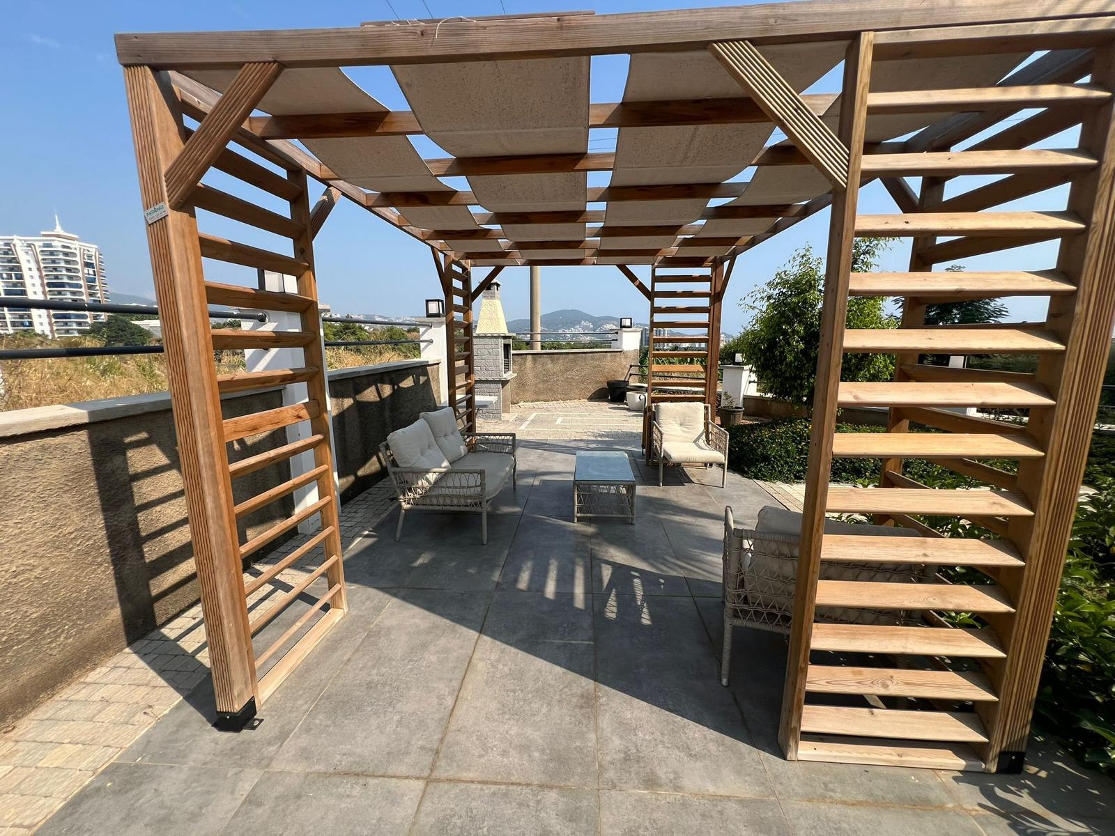 A 1+1 apartment at a great price in Mahmutlar – furnished and with mountain views
