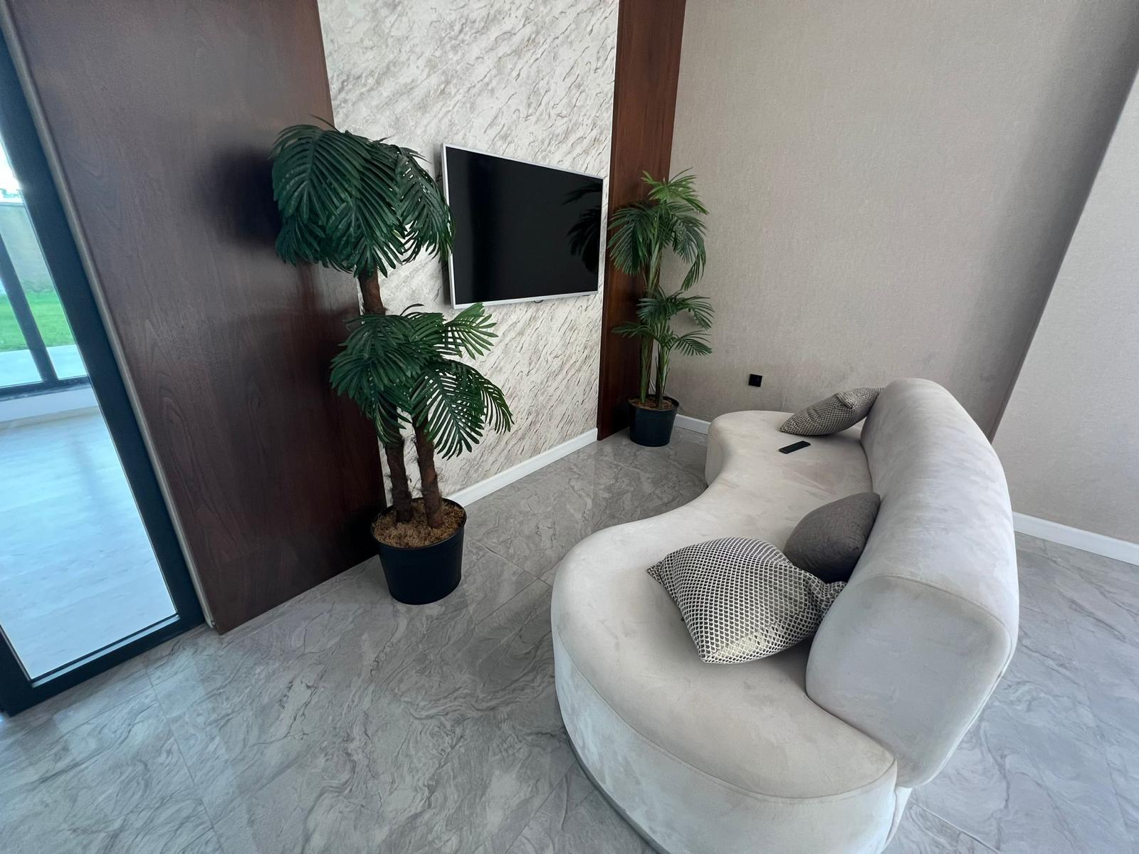 A 1+1 apartment at a great price in Mahmutlar – furnished and with mountain views