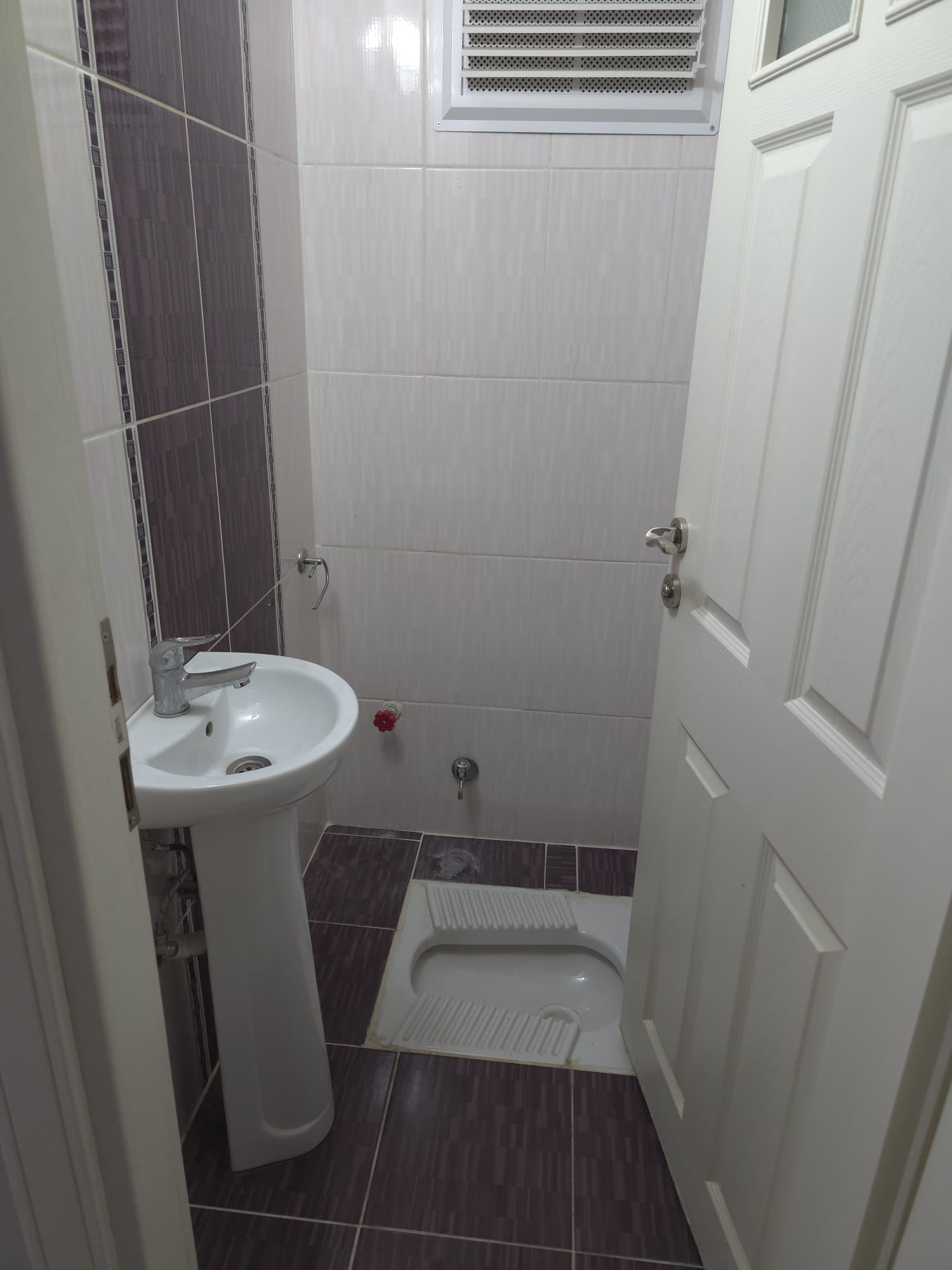 2+1 apartment in Antalya, Muratpasa district, Kızılarık – furnished, separate kitchen, direct from the owner