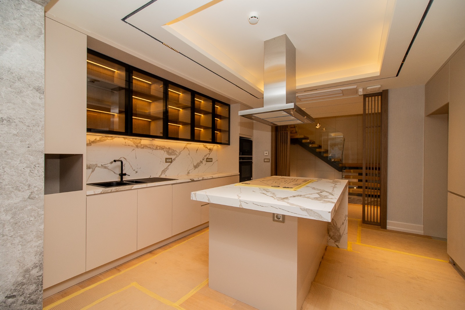 Modern villas in Antalya's Lara district - private pool, garden, and ideal location