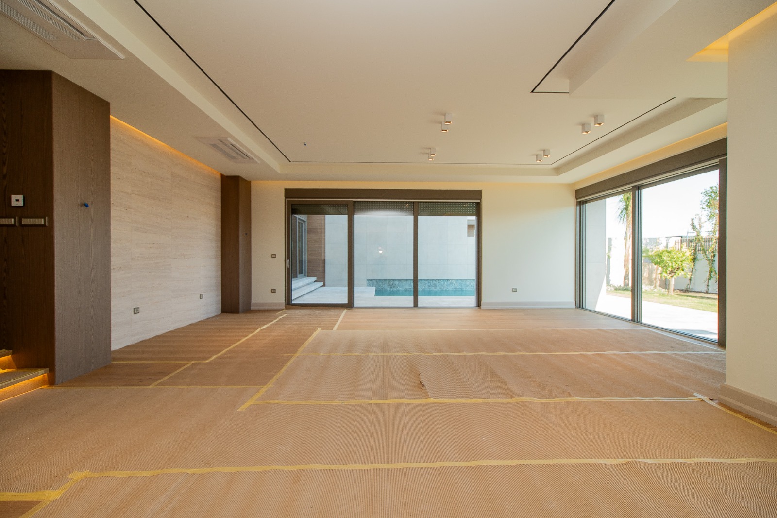 Modern villas in Antalya's Lara district - private pool, garden, and ideal location