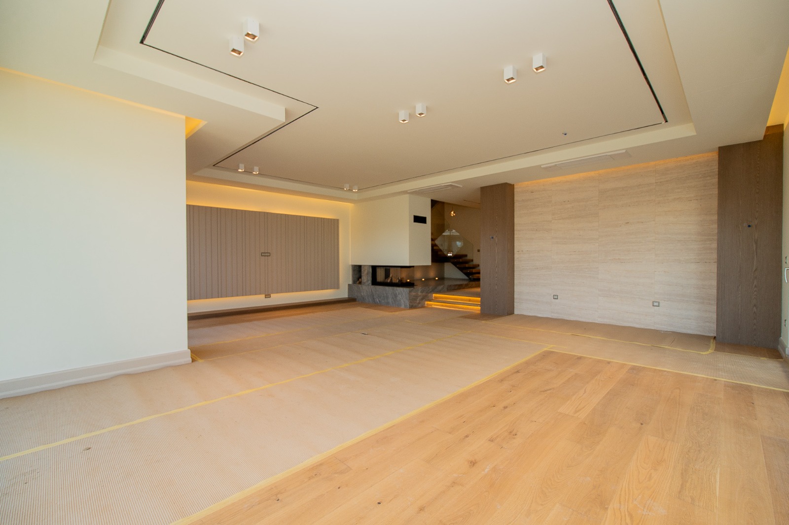 Modern villas in Antalya's Lara district - private pool, garden, and ideal location