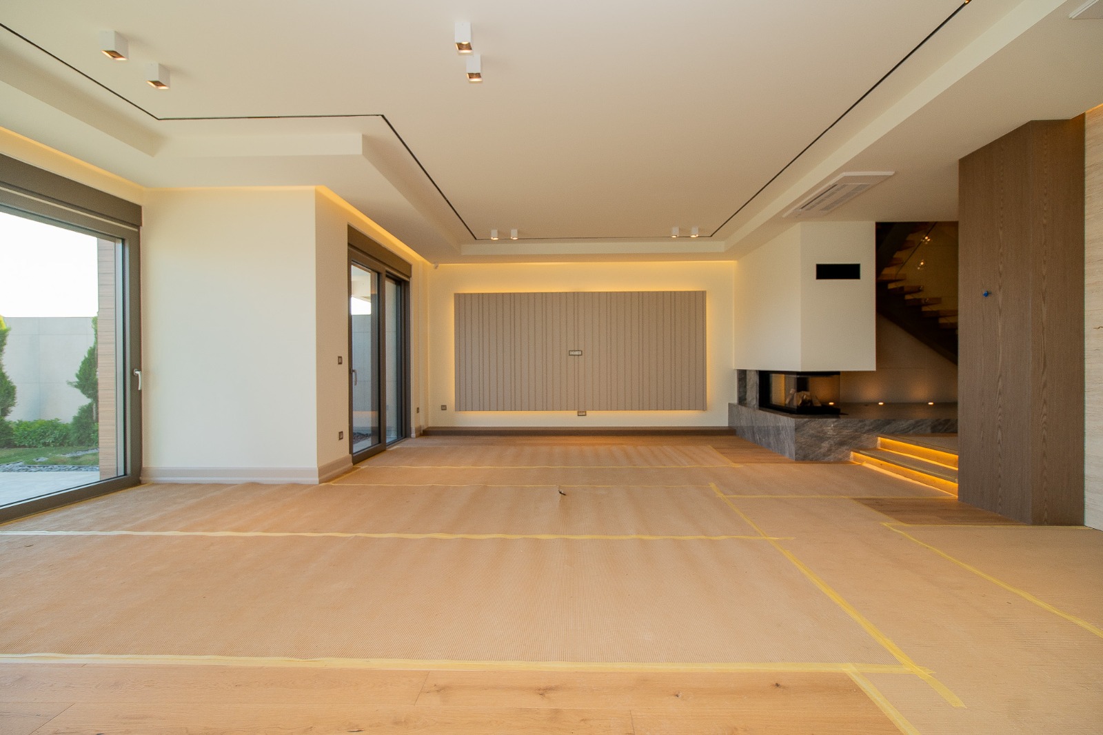 Modern villas in Antalya's Lara district - private pool, garden, and ideal location