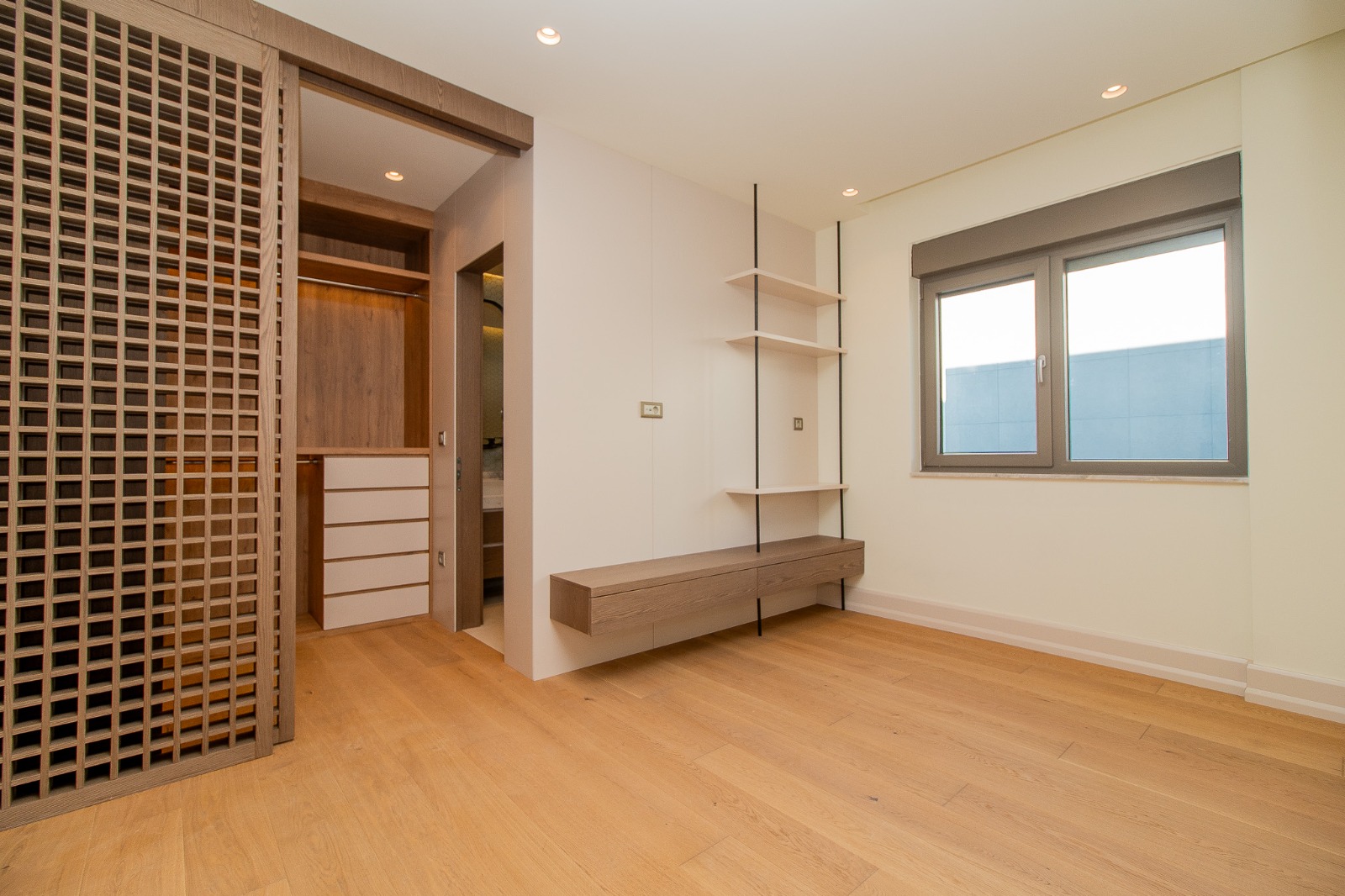 Modern villas in Antalya's Lara district - private pool, garden, and ideal location