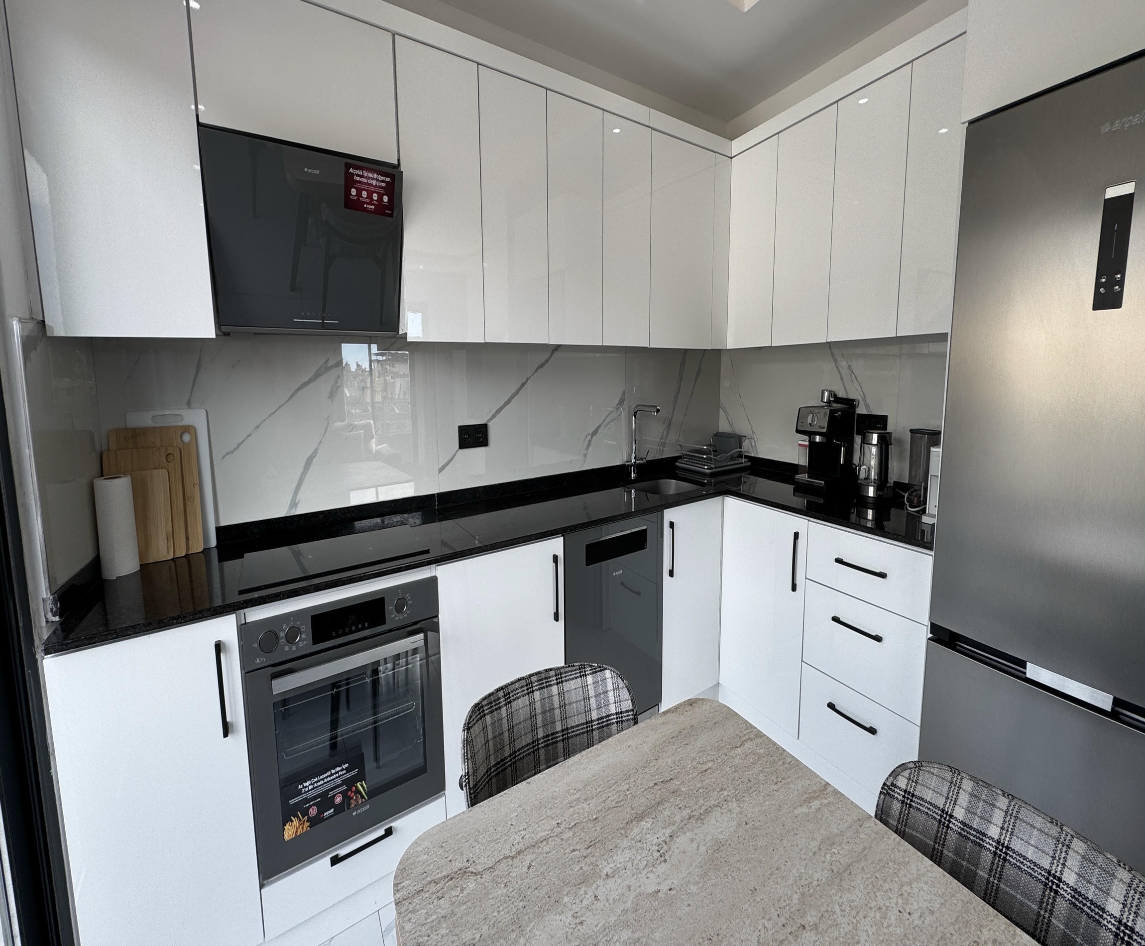 Short-term rental - 2+1 penthouse in the center of Alanya, Cleopatra Beach area No. 13