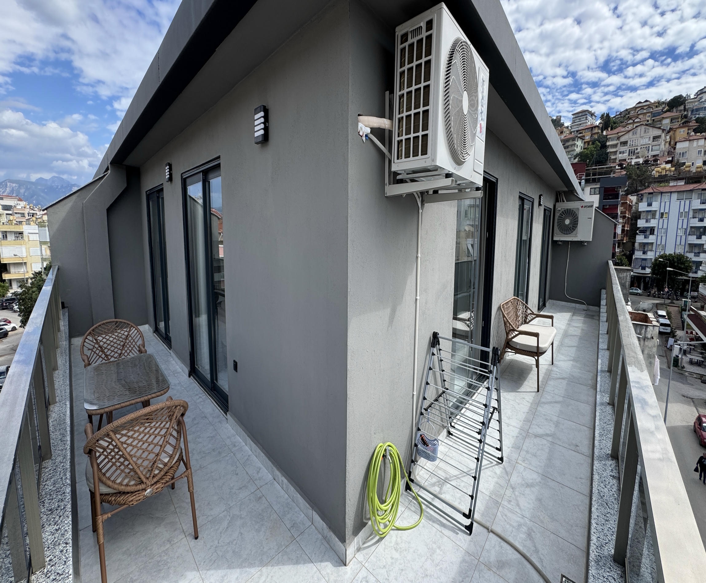 Short-term rental - 2+1 penthouse in the center of Alanya, Cleopatra Beach area No. 13
