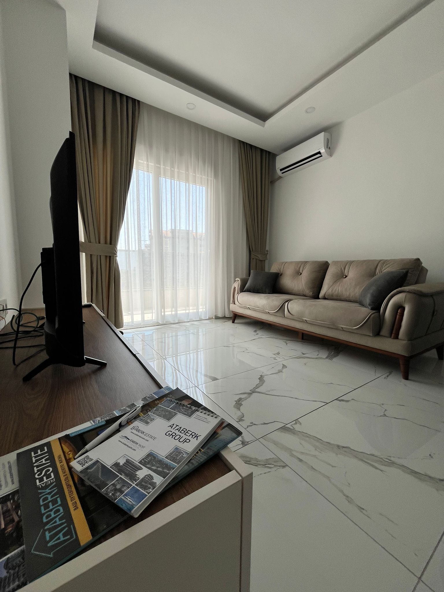 Avsallar 3. Bölge'de modern bir sitede yer alan 1+1 dairenin uzun süreli kiralanması.