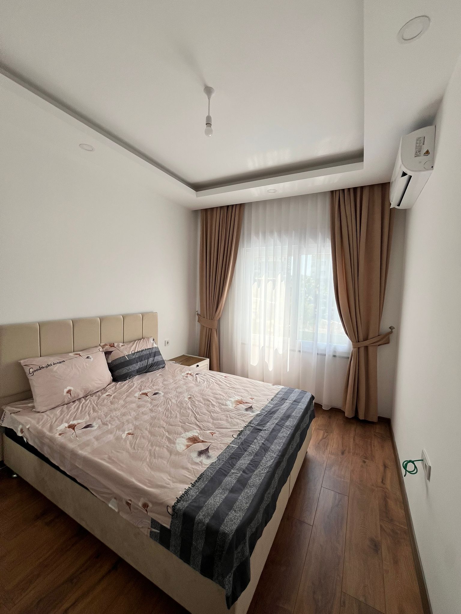 Avsallar 3. Bölge'de modern bir sitede yer alan 1+1 dairenin uzun süreli kiralanması.