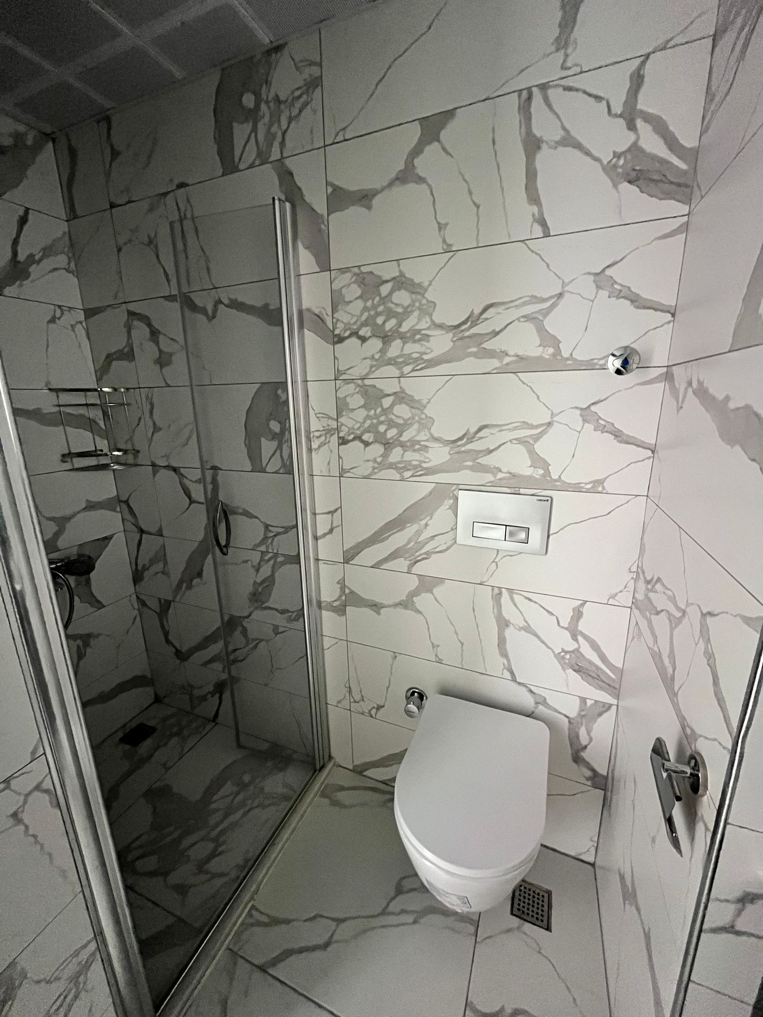 Avsallar 3. Bölge'de modern bir sitede yer alan 1+1 dairenin uzun süreli kiralanması.