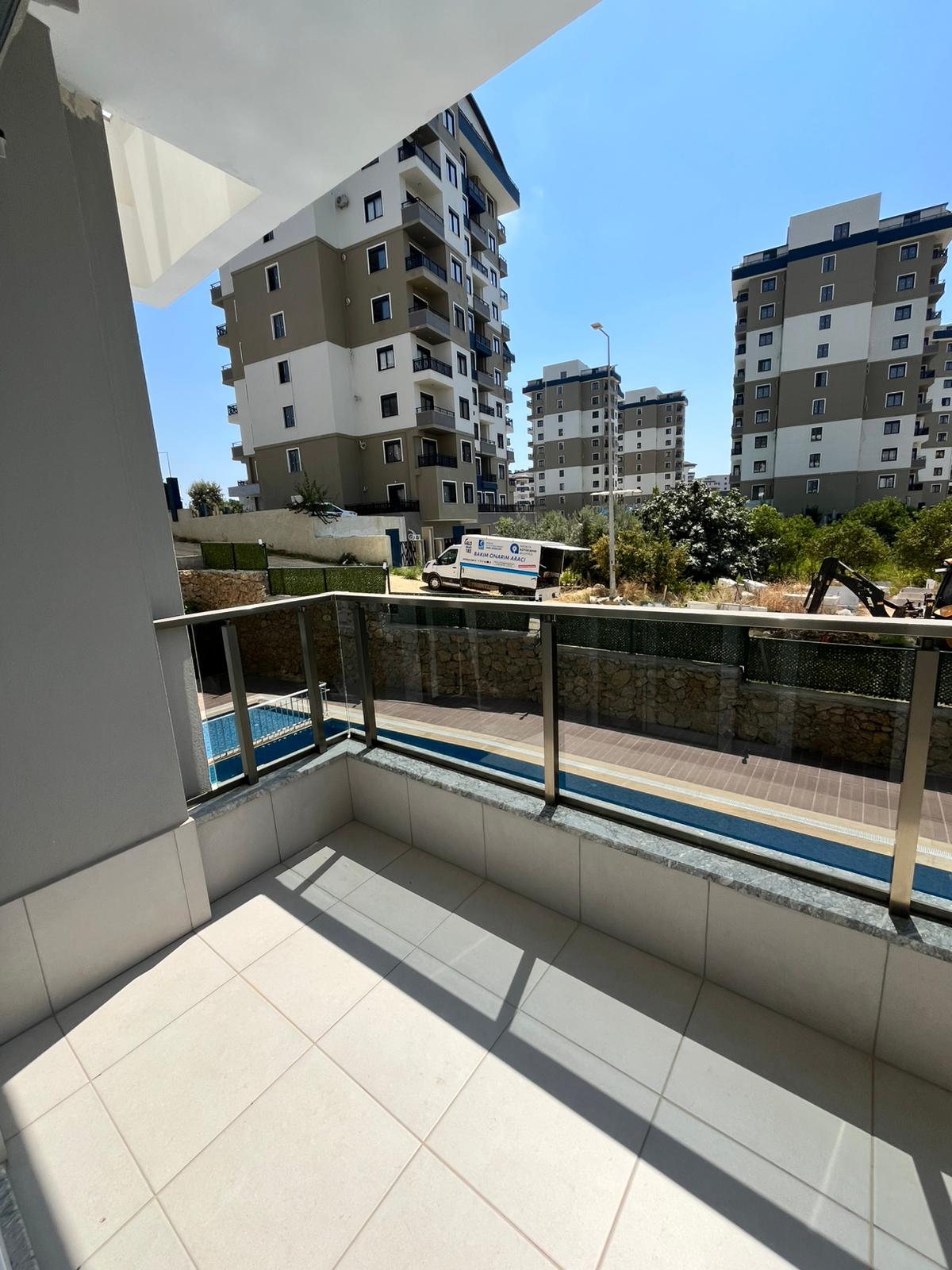 Avsallar 3. Bölge'de modern bir sitede yer alan 1+1 dairenin uzun süreli kiralanması.
