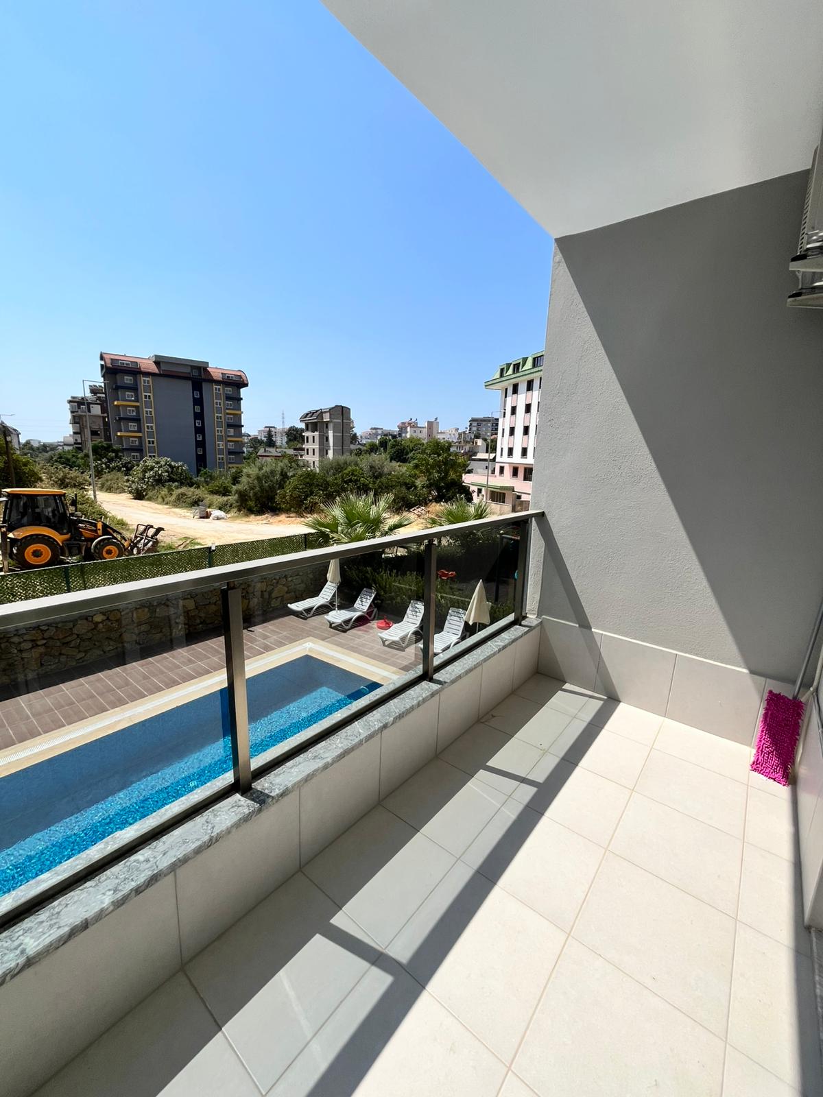 Avsallar 3. Bölge'de modern bir sitede yer alan 1+1 dairenin uzun süreli kiralanması.