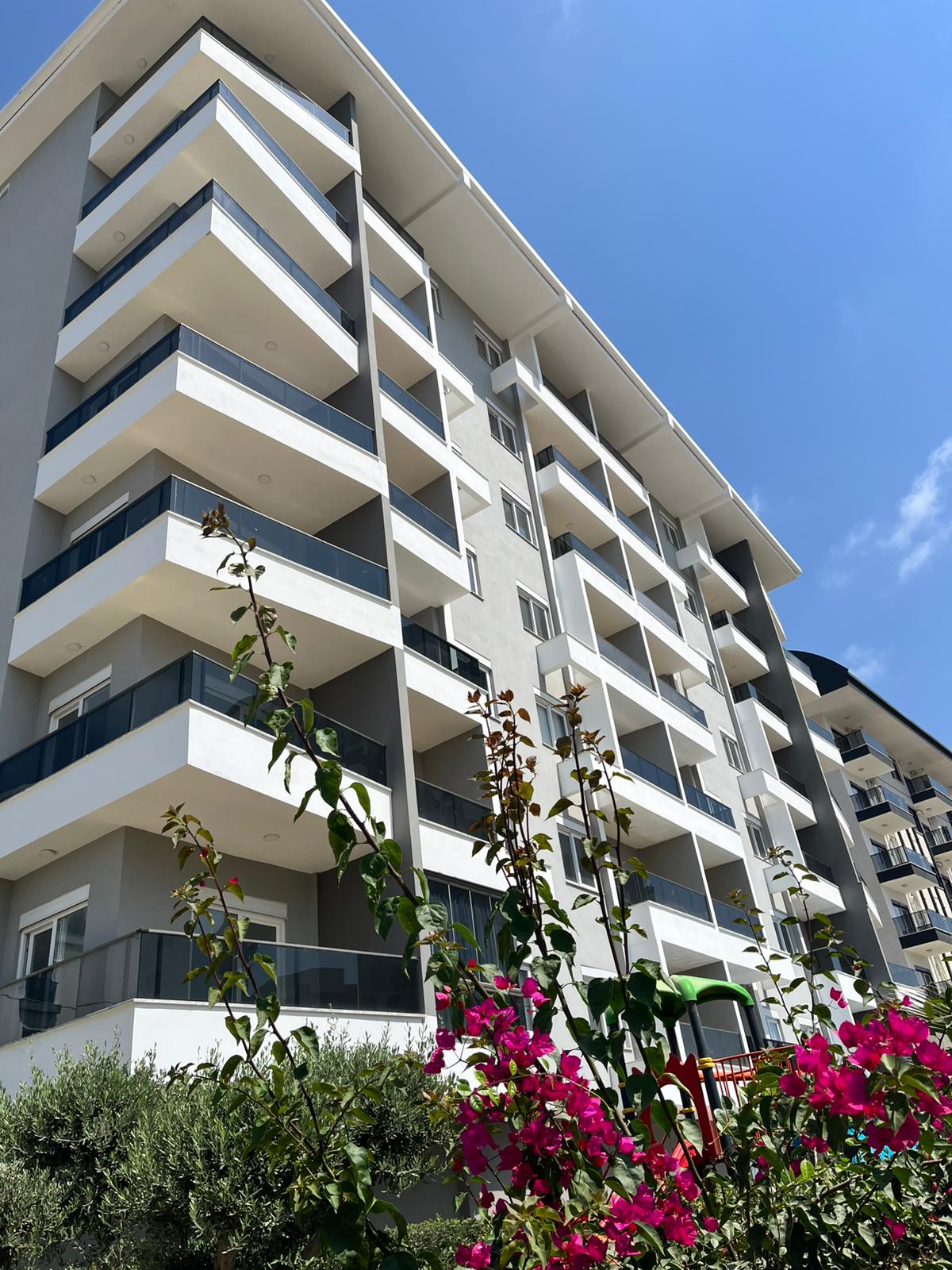 Avsallar 3. Bölge'de modern bir sitede yer alan 1+1 dairenin uzun süreli kiralanması.