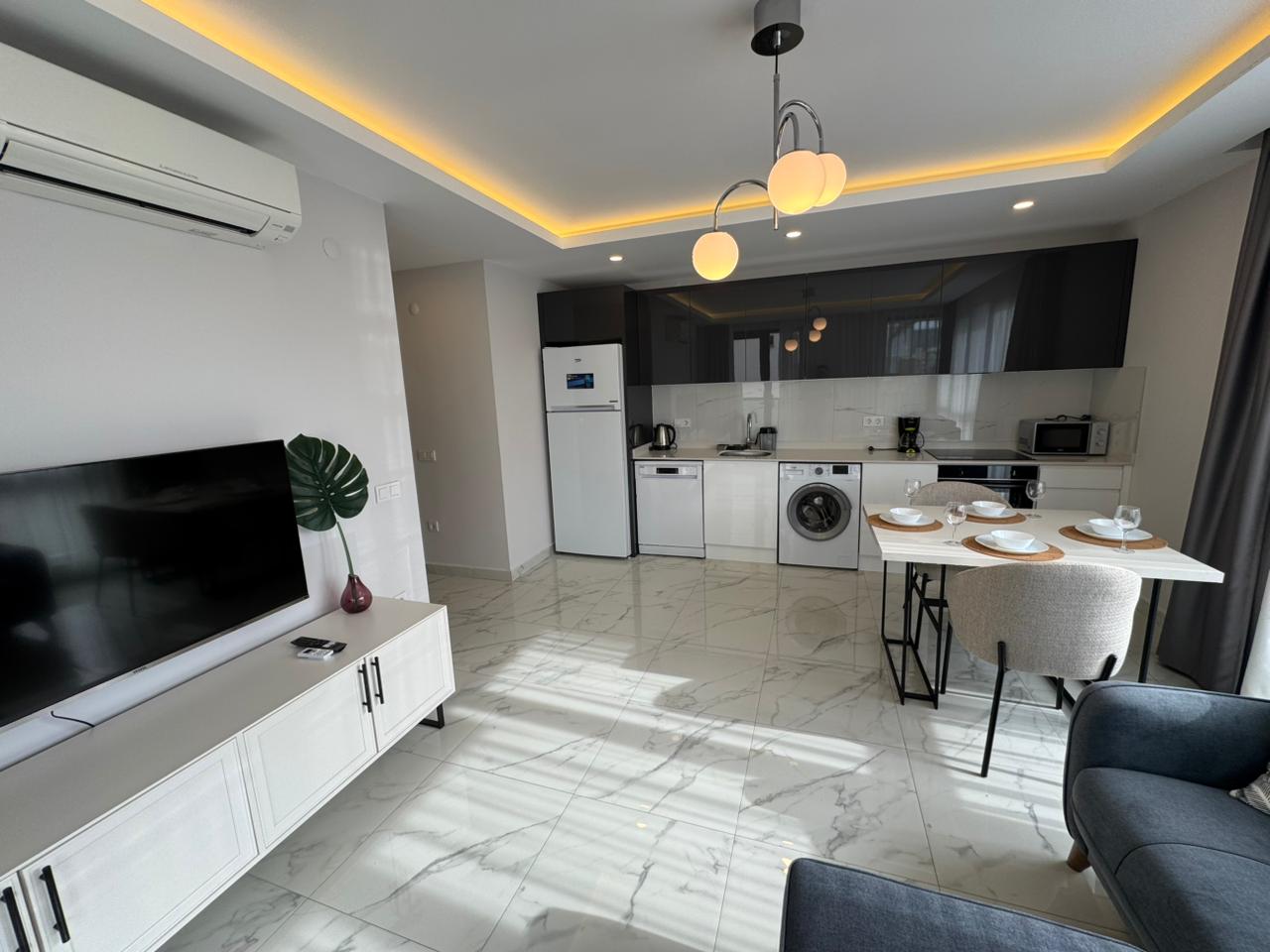 Long-term rent 1+1 in the center of Alanya - 300 m to Cleopatra Beach No. 12