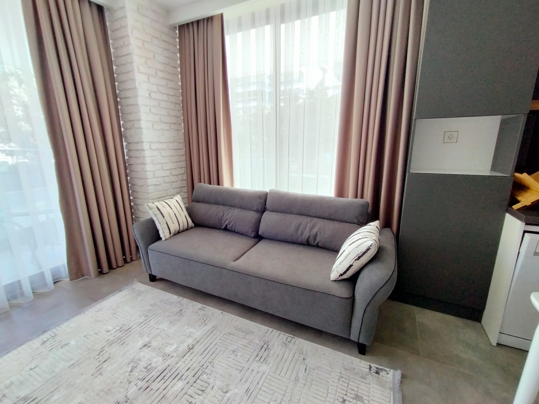 Long-term rent of a 1+1 apartment in the center of Alanya, Cleopatra Beach area No. 3