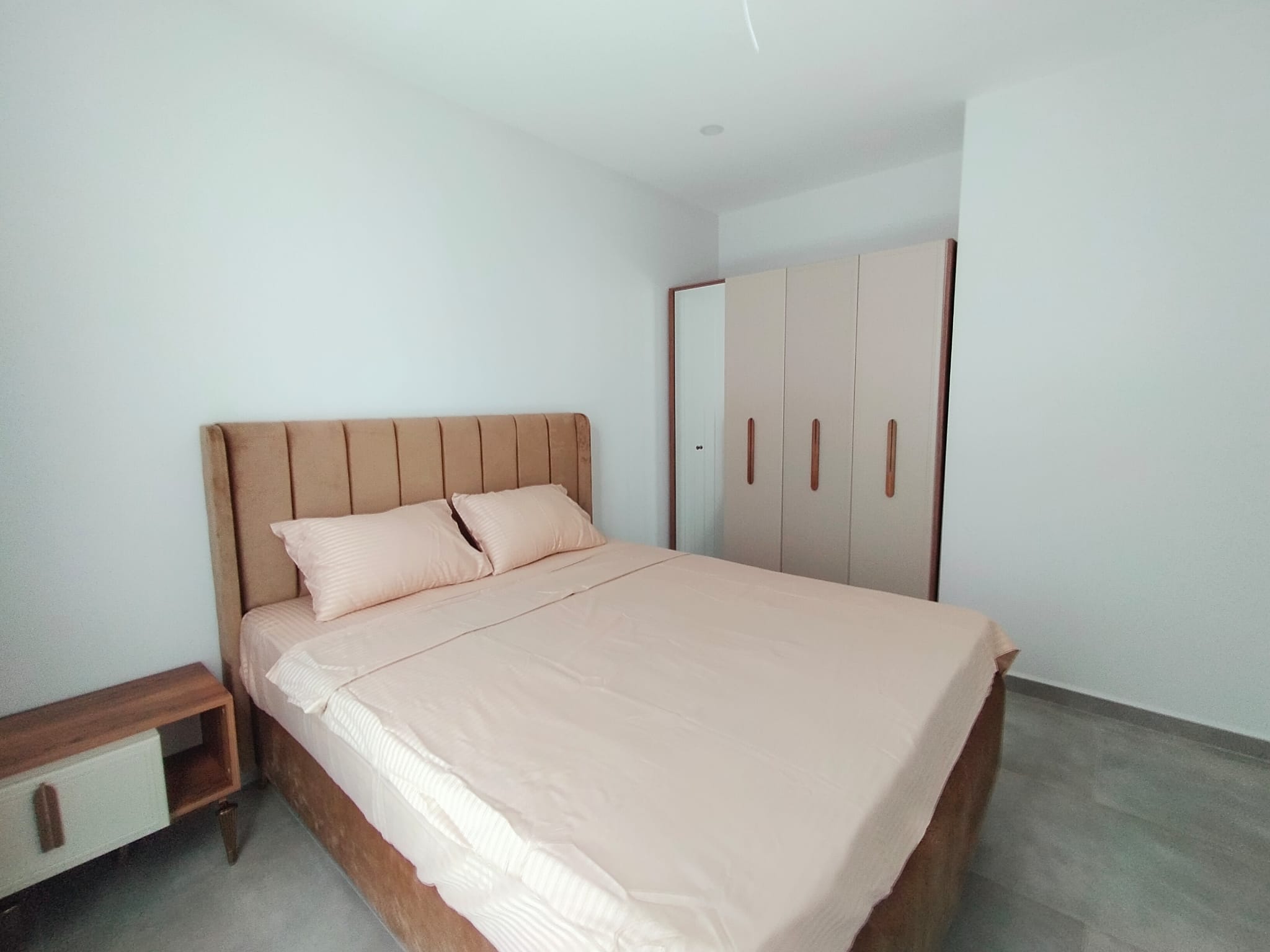 Long-term rent of a 1+1 apartment in the center of Alanya, Cleopatra Beach area No. 3