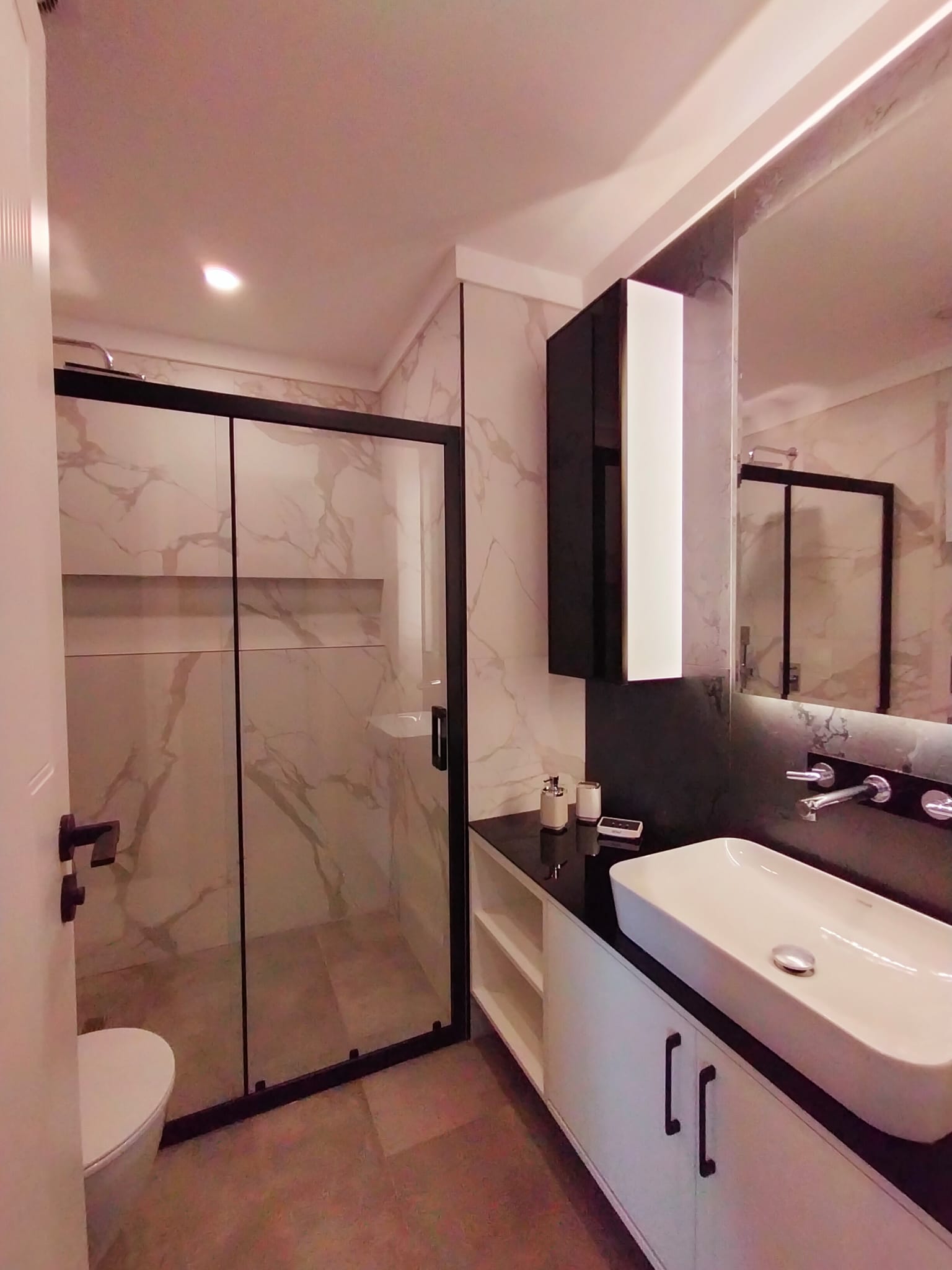 Long-term rent of a 1+1 apartment in the center of Alanya, Cleopatra Beach area No. 3