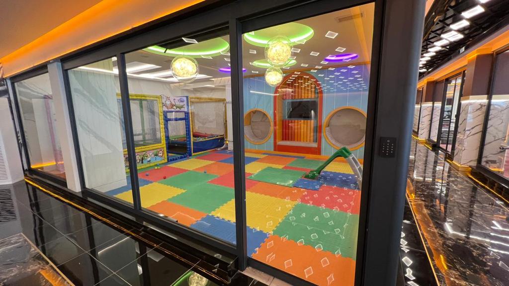 Пентхаус-дуплекс 2+1 с видом на море в центре Махмутлара - возможна рассрочка до 12 месяцев