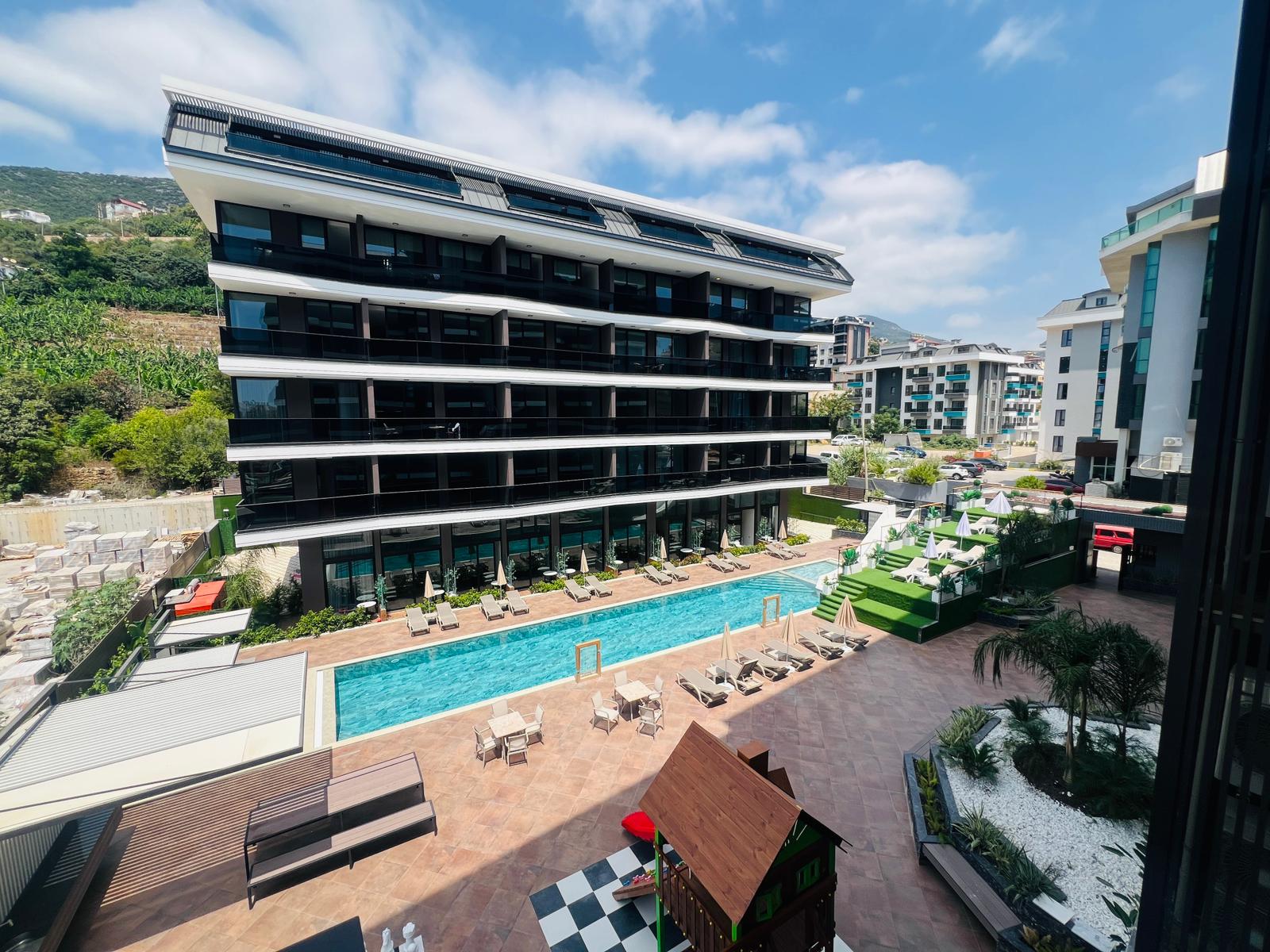 Alanya'nın merkezinde, Kleopatra Plajı bölgesinde, sahibinden doğrudan kiralık, eşyalı 2+1 daire.