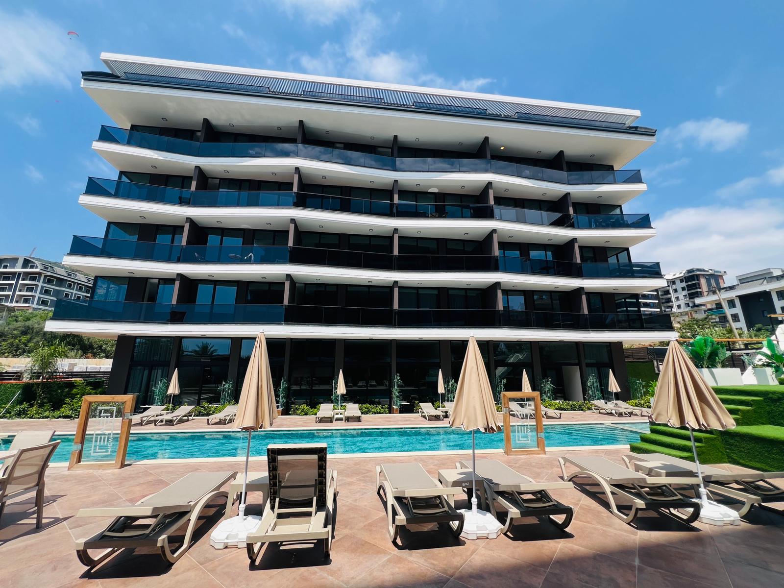 Alanya'nın merkezinde, Kleopatra Plajı bölgesinde, sahibinden doğrudan kiralık, eşyalı 2+1 daire.