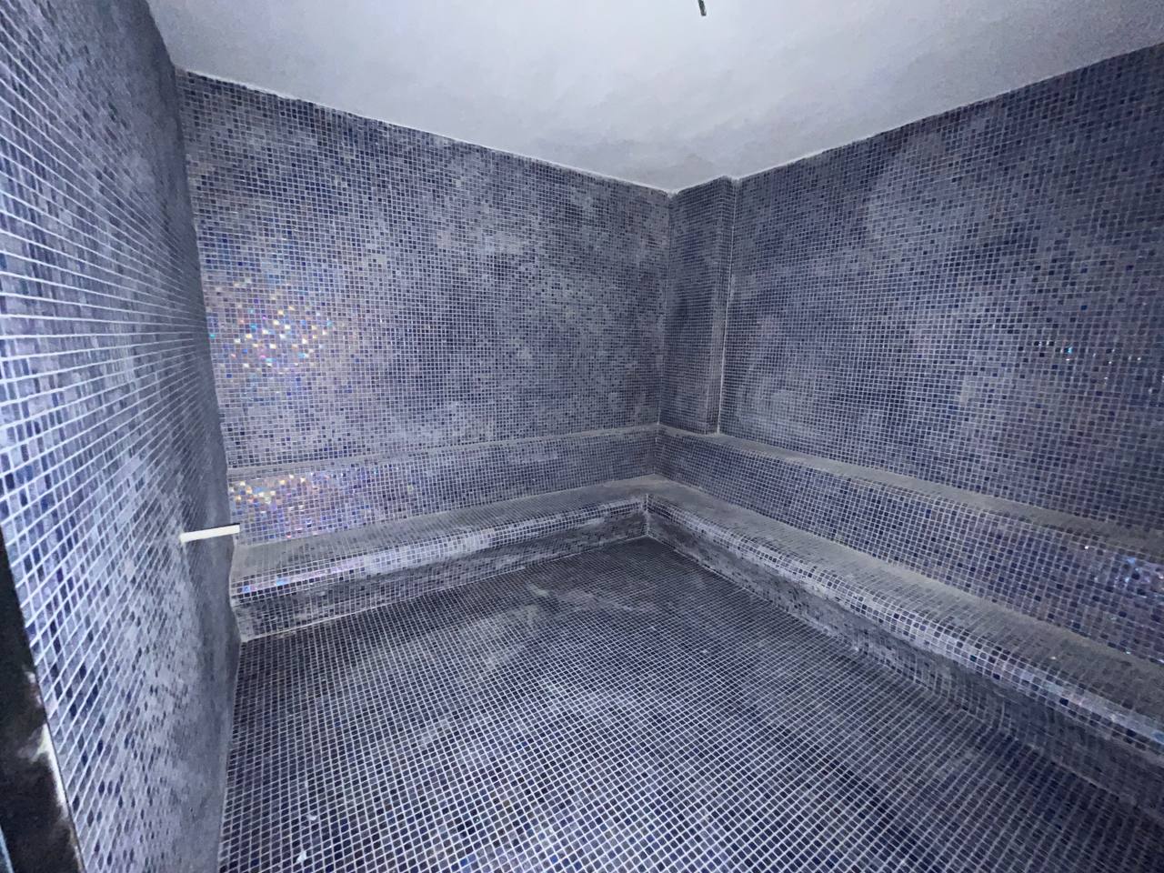 Alanya'nın merkezinde, Kleopatra Plajı bölgesinde, sahibinden doğrudan kiralık, eşyalı 2+1 daire.