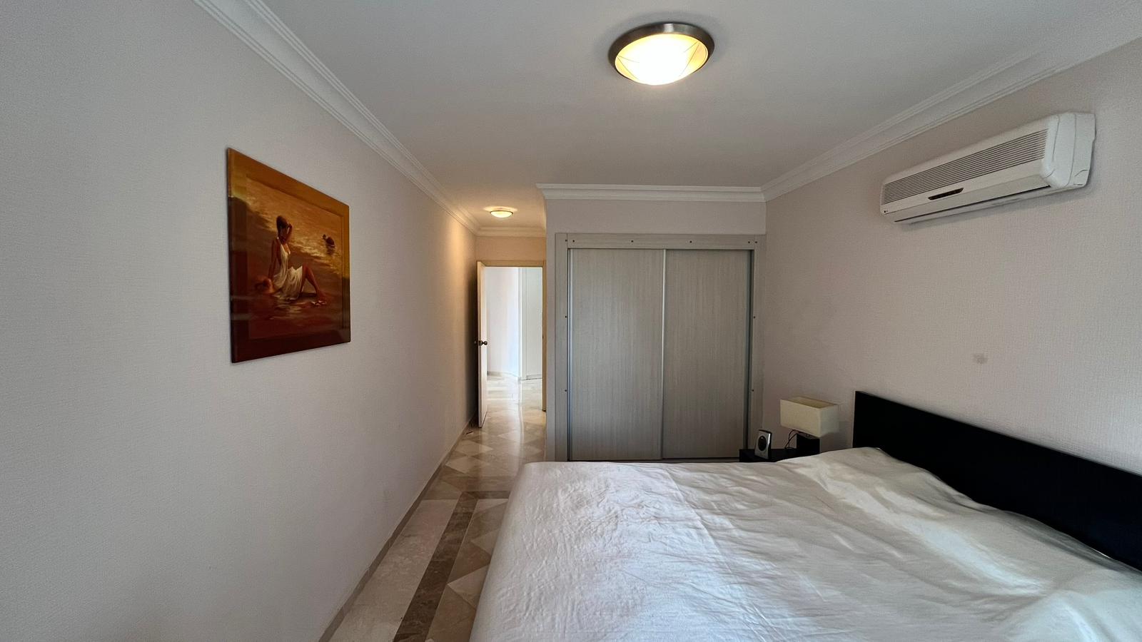 Mahmutlar'da 2+1 daire - 130 m², eşyalı, geniş balkonlu
