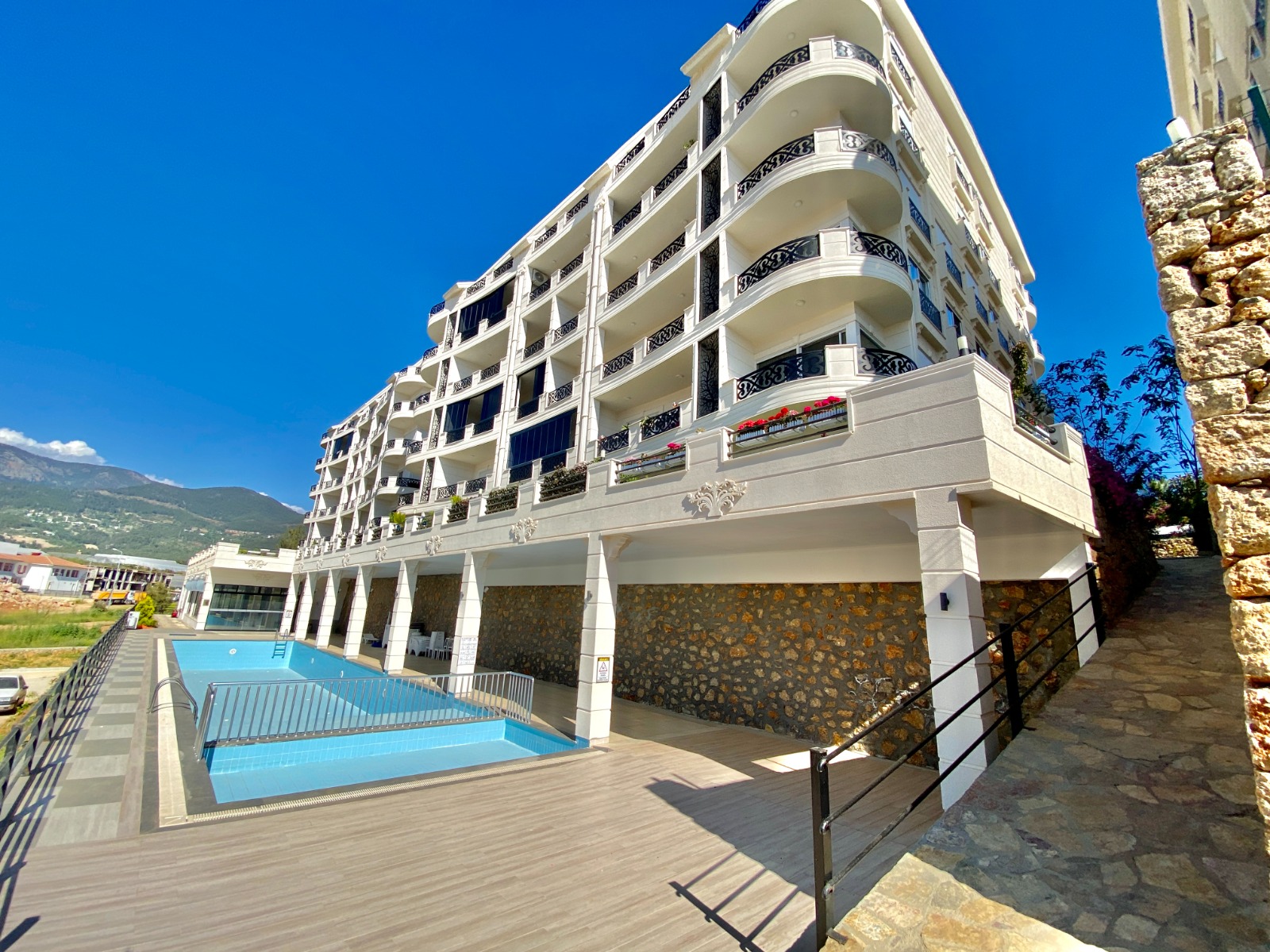 Квартира 1+1 в Алании с рассрочкой на 12 месяцев - район Оба