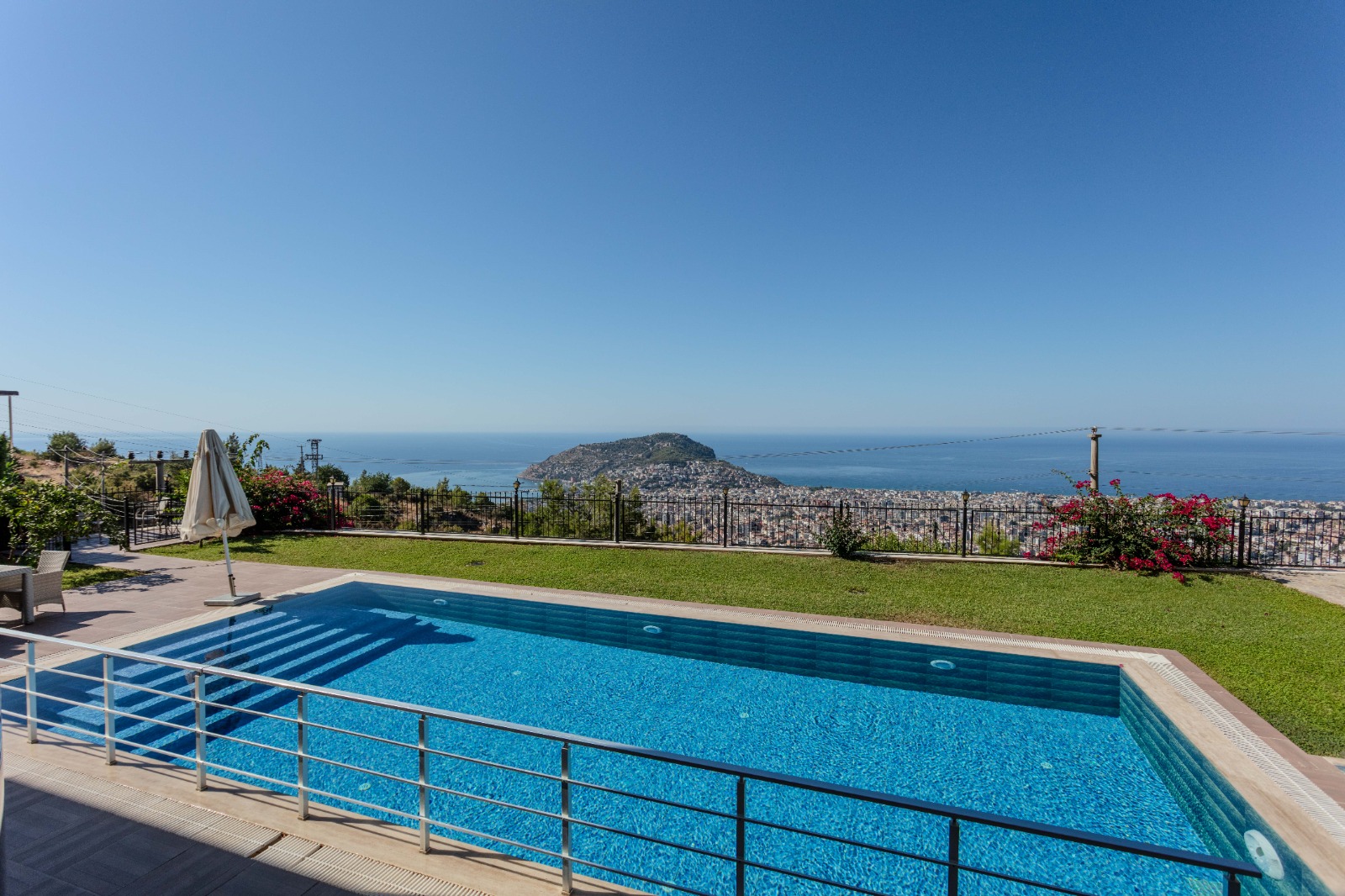 Private 5+2 villa in the center of Alanya, Bektaş district – furnished and with panoramic views