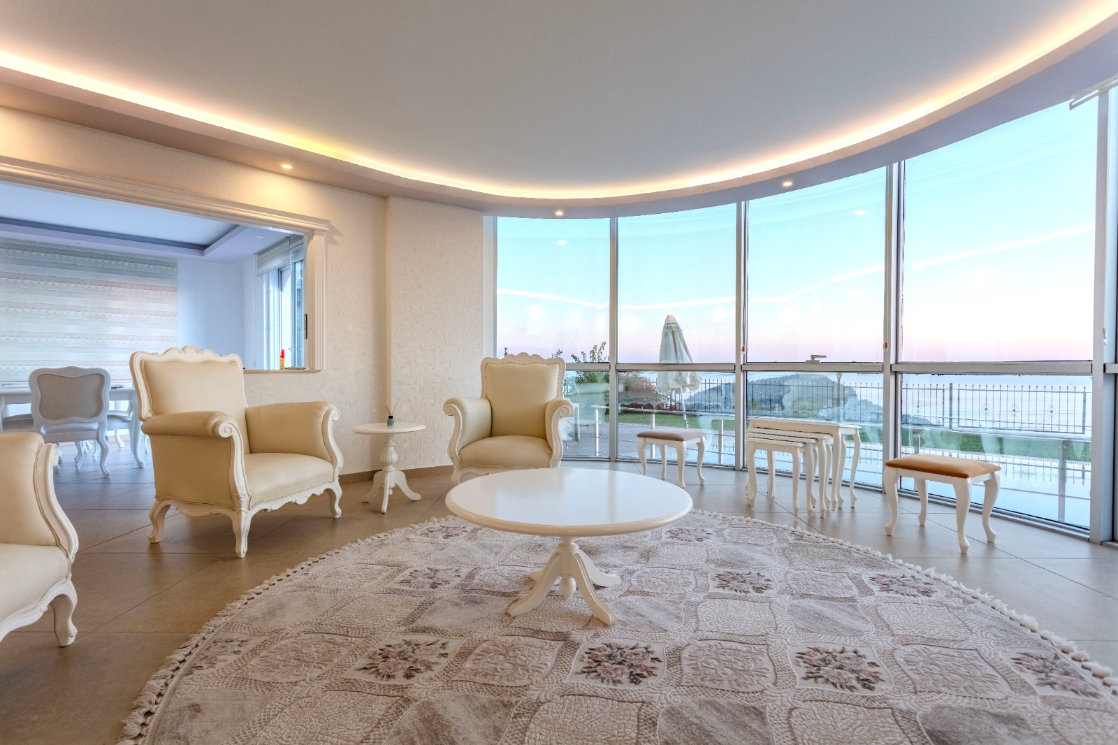 Private 5+2 villa in the center of Alanya, Bektaş district – furnished and with panoramic views