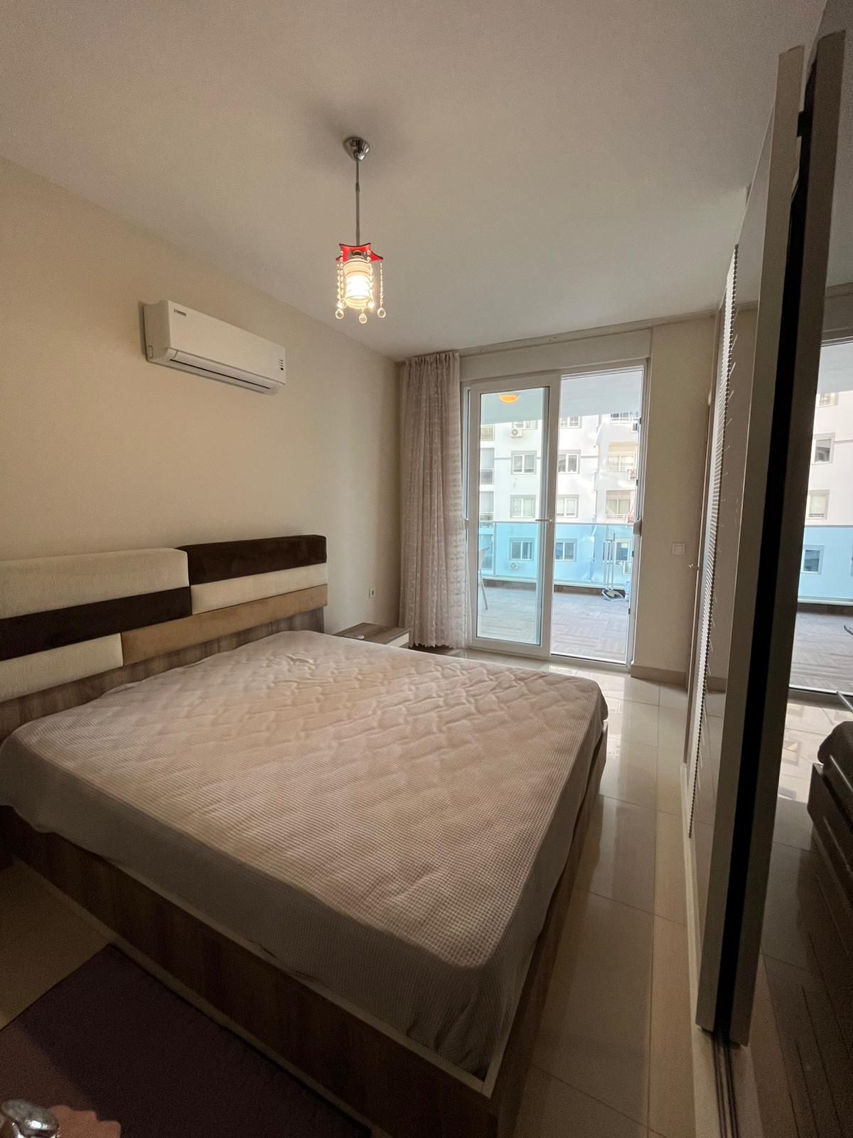 Квартира 1+1 под ВНЖ и гражданство в Алании - 80 м² с мебелью, район Джикджилли