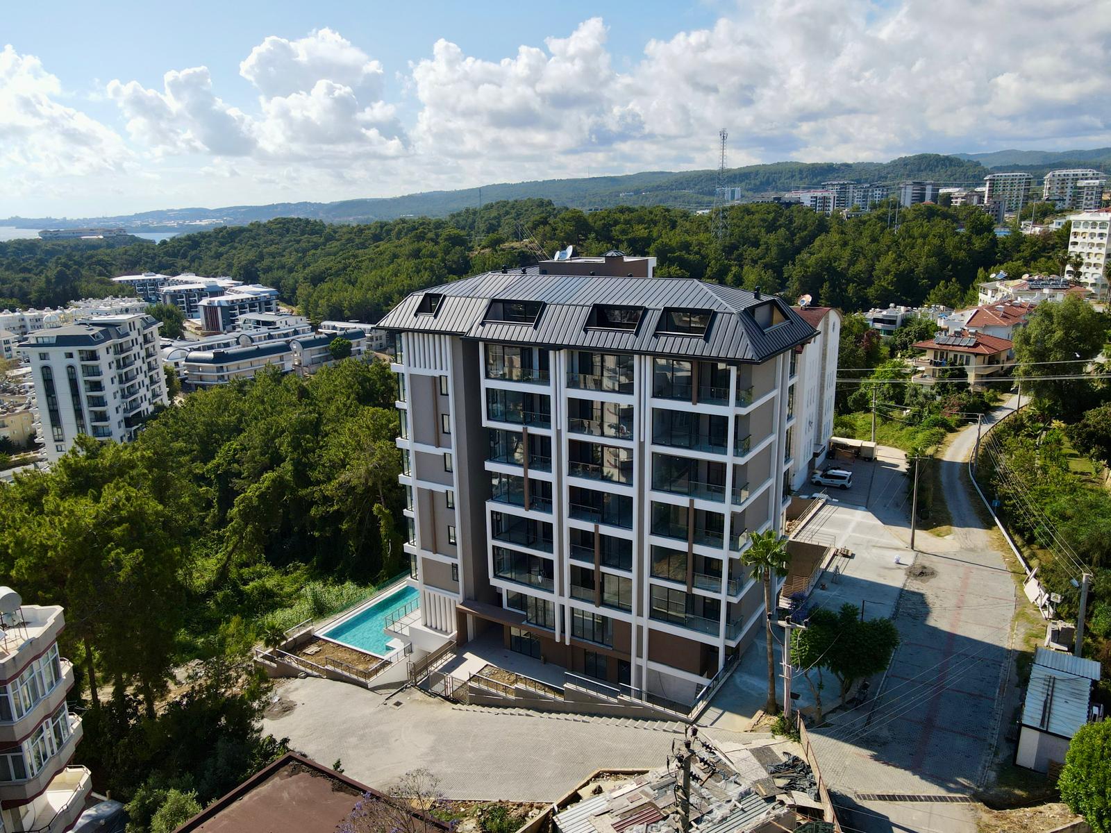 1+1 apartment with sea view in Alanya, Avsallar district
