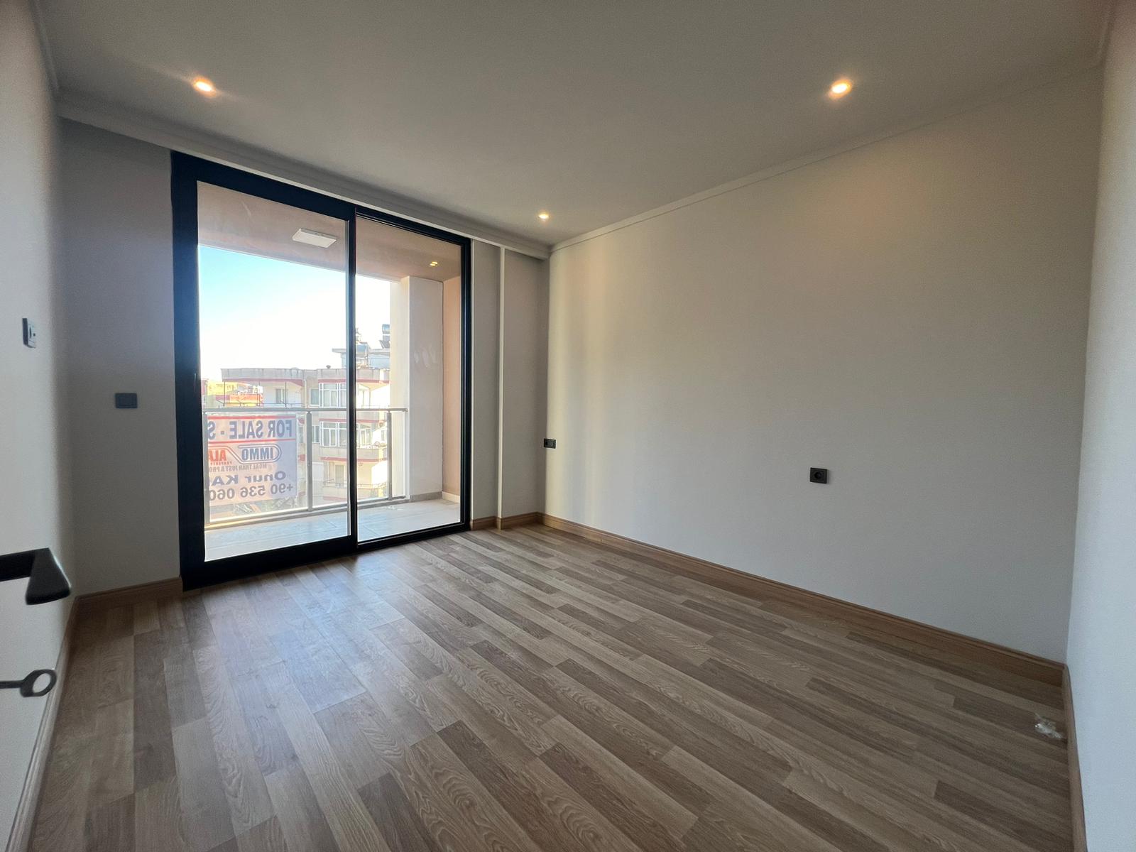 1+1 apartment with sea view in Alanya, Avsallar district