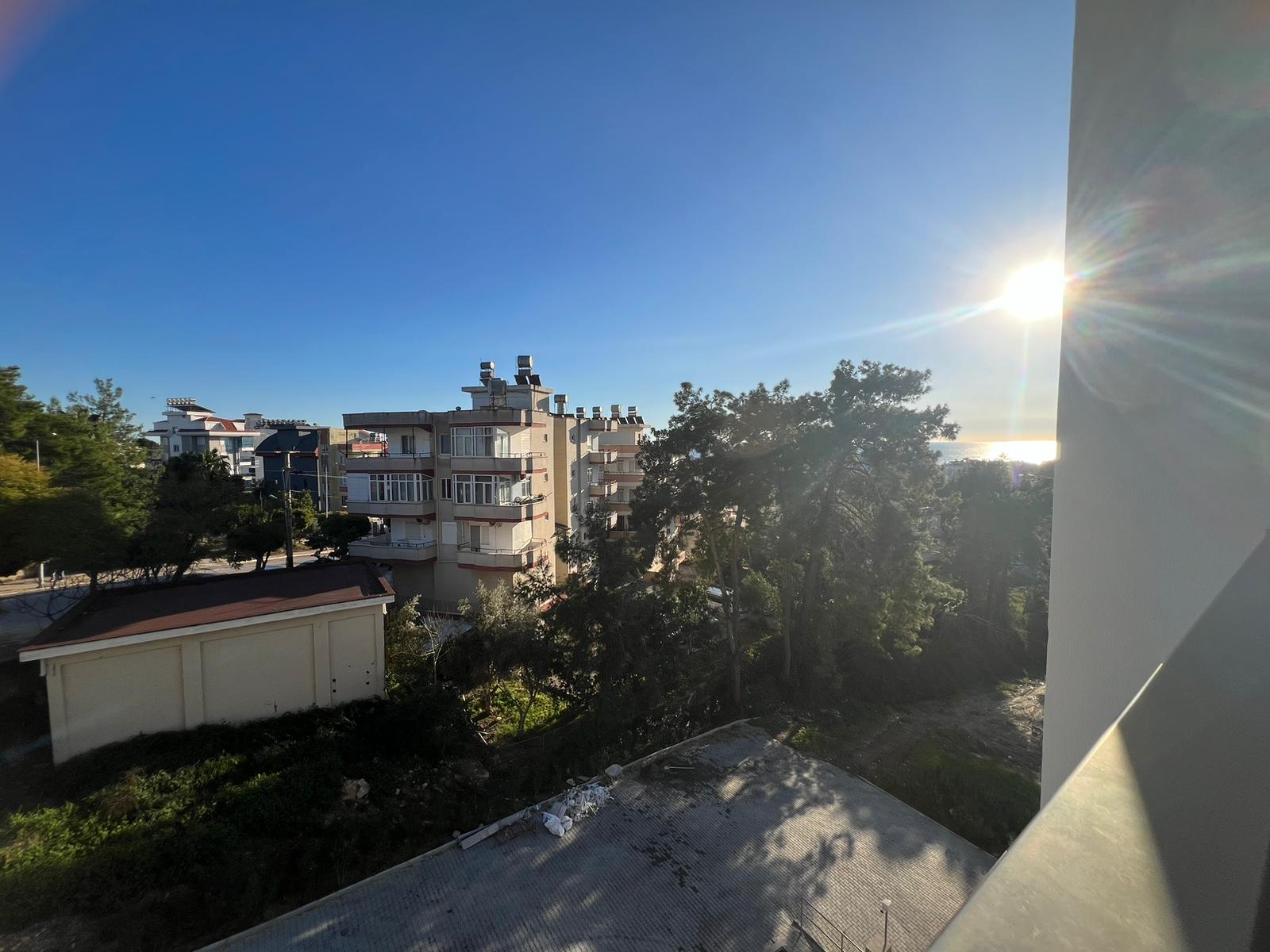 1+1 apartment with sea view in Alanya, Avsallar district