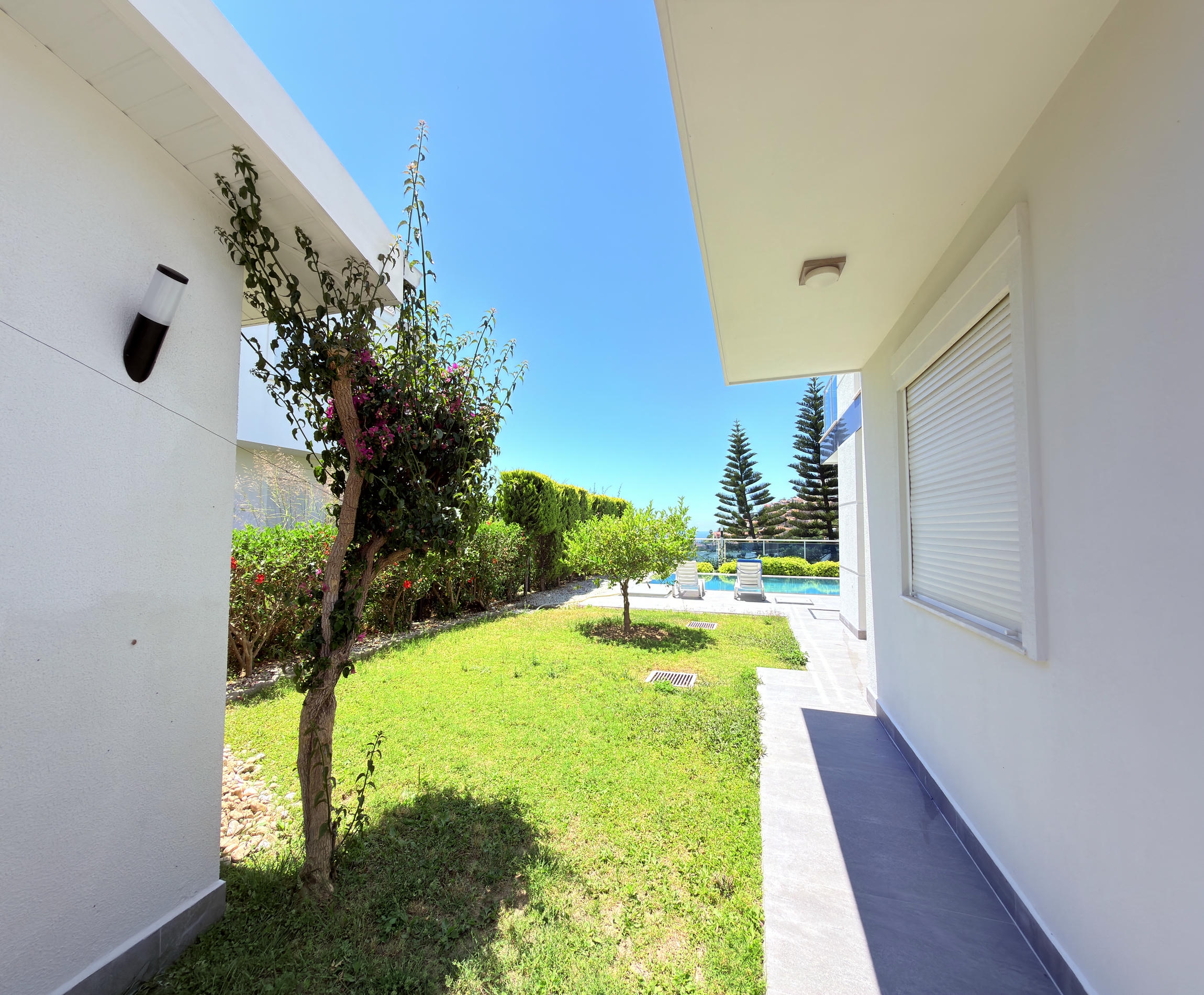 Two-story private villa 4+1 in Alanya – furnished, pool, sea view, Kargicak district