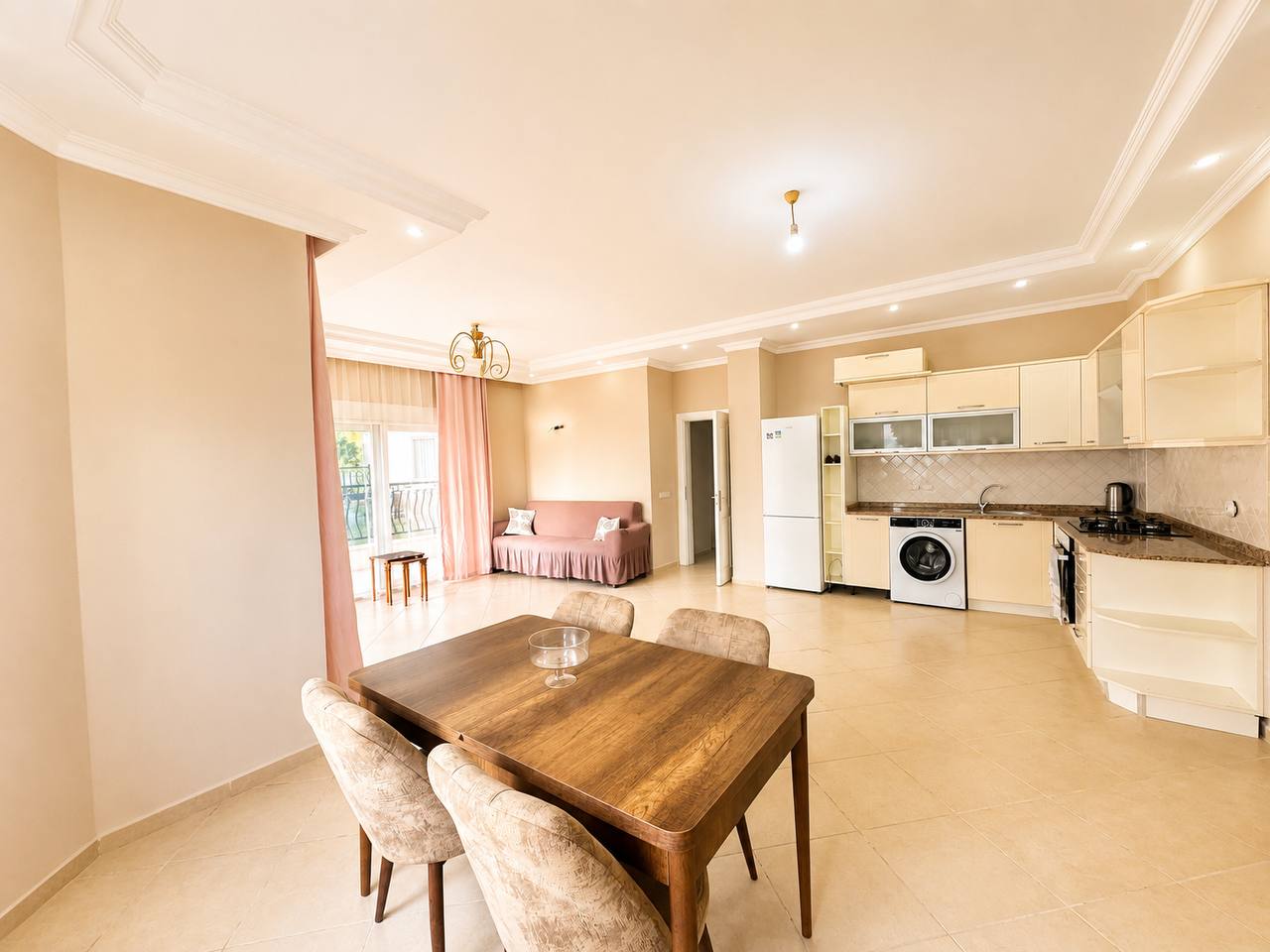 Квартира 2+1 в Махмутларе - 130 м² с мебелью и видом на горы