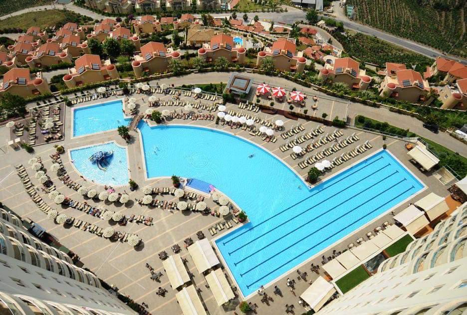 Квартира 1+1 в Алании – мебель, знаменитый resort-style, район Махмутлар