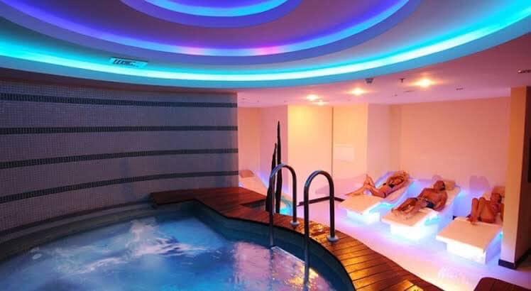Квартира 1+1 в Алании – мебель, знаменитый resort-style, район Махмутлар