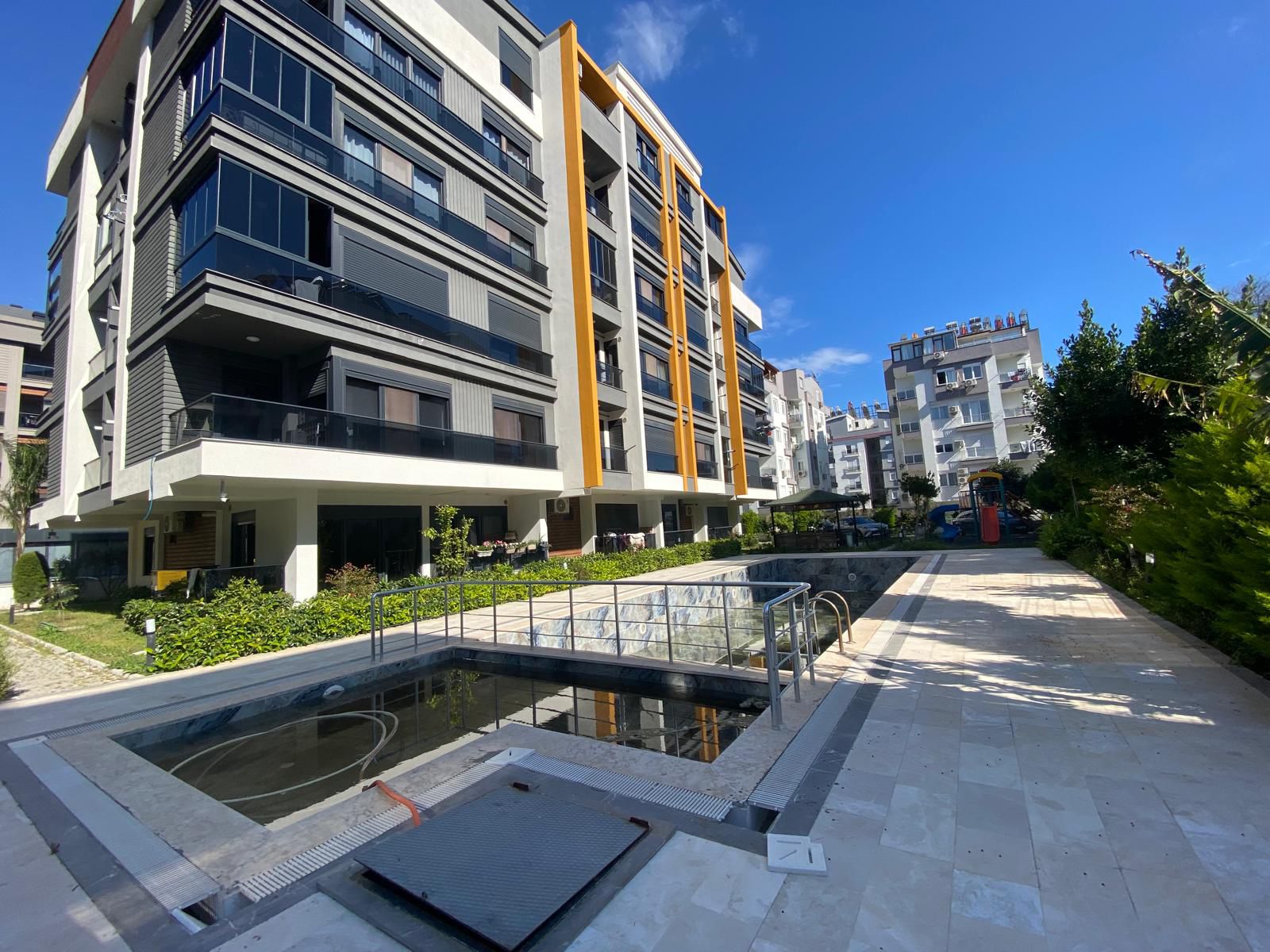 Квартира 1+1 в Анталье, район Хурма - от собственника, срочная продажа