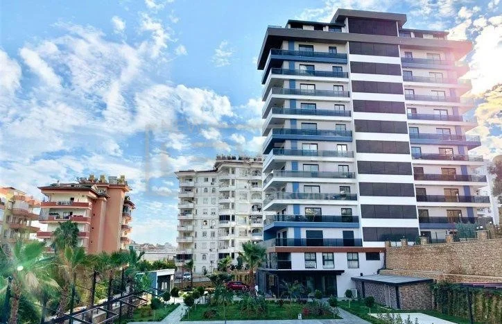 Квартира 2+1 в Алании, район Тосмур - меблированная, вид на горы и море