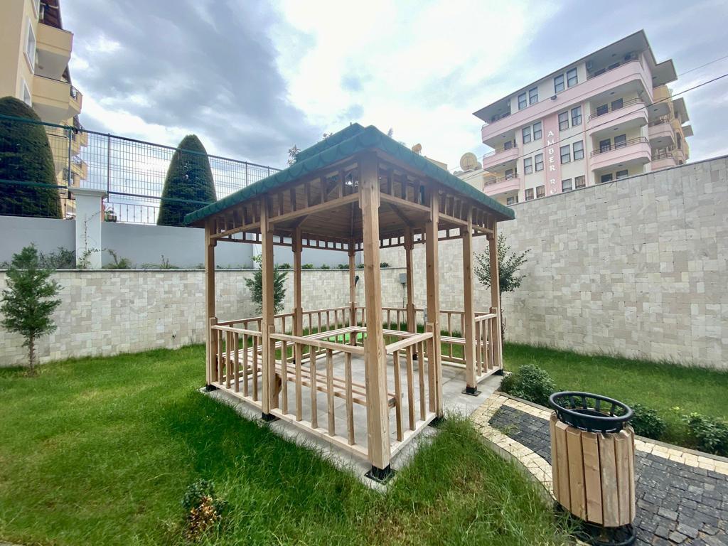 Квартира 2+1 с мебелью, отдельной кухней и видом на горы - центр Алании
