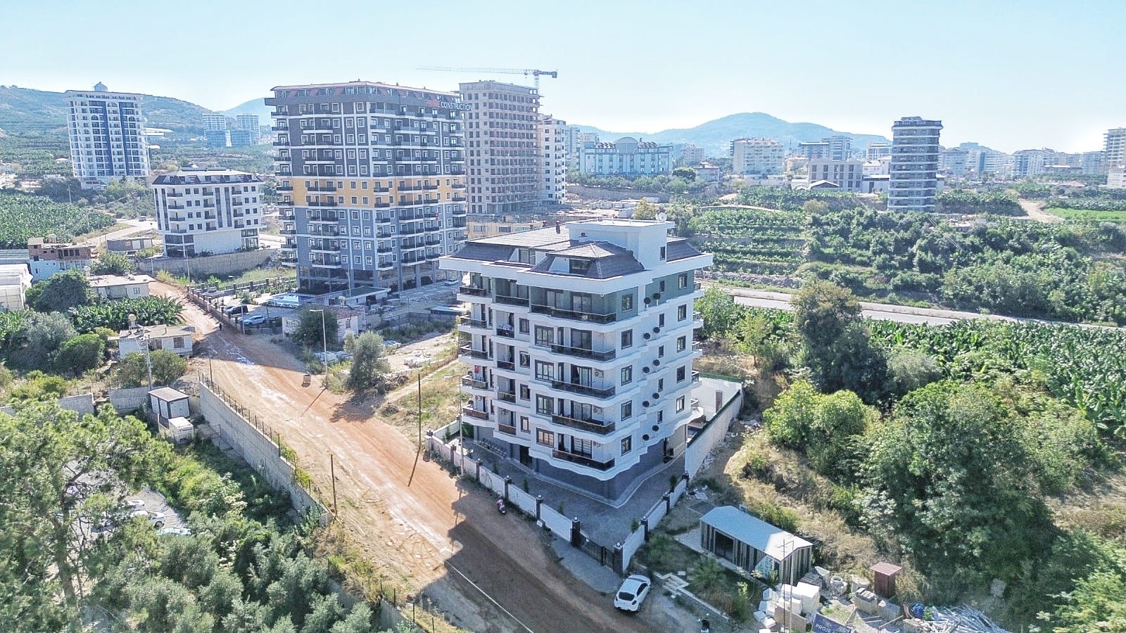 Новые квартиры 1+1 с видом на горы в районе Махмутлар – первичная недвижимость в Алании
