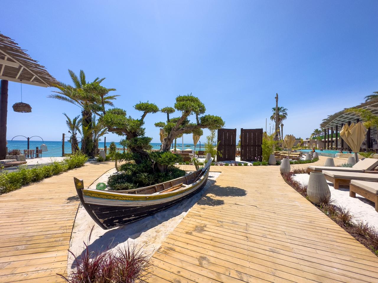 Квартира в Алании, район Тюрклер - 1+1 85 м2 с мебелью в премиальном resort-комплексе