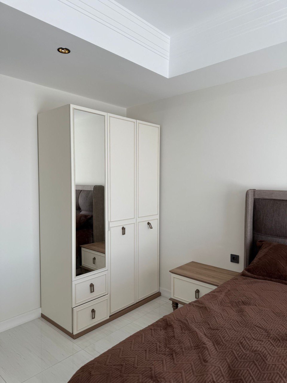 Квартира в Алании, район Тюрклер - 1+1 85 м2 с мебелью в премиальном resort-комплексе