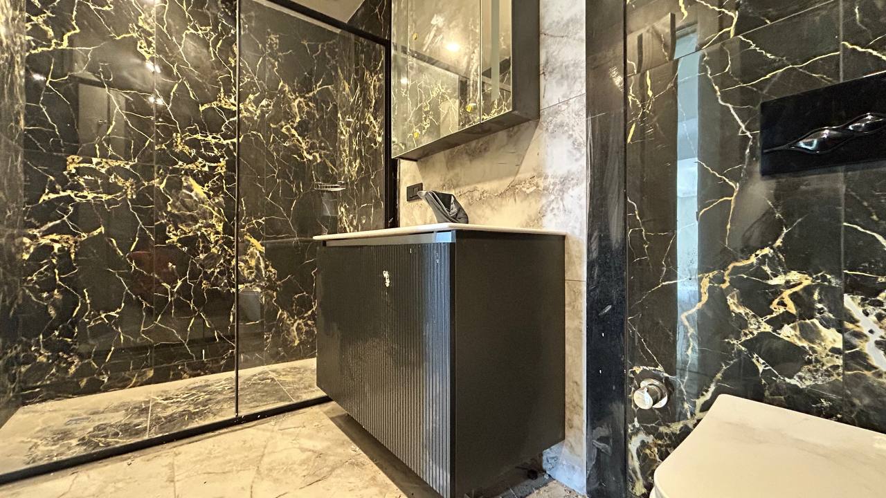 Квартира в Алании, район Тюрклер - 1+1 85 м2 с мебелью в премиальном resort-комплексе