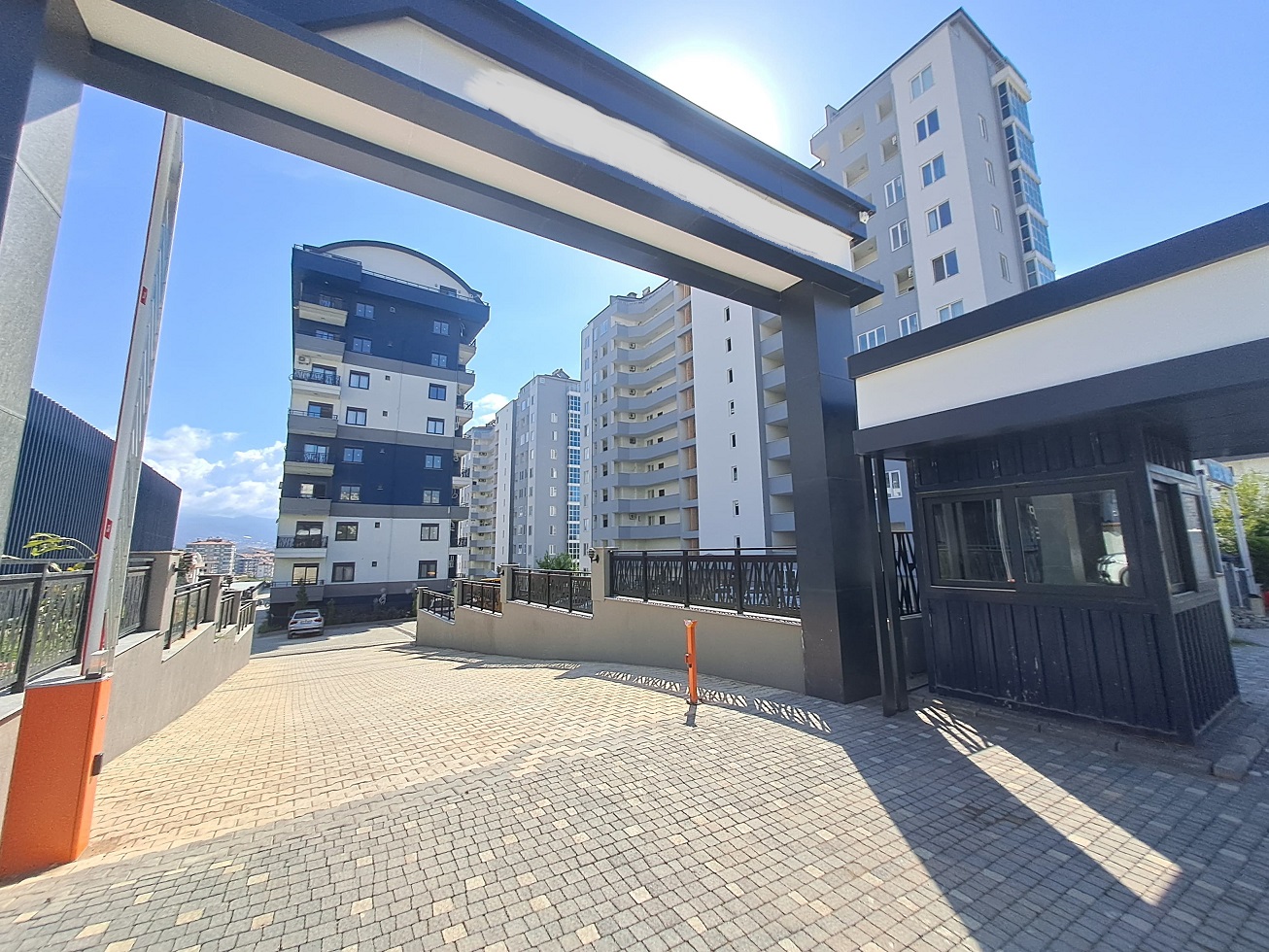 Alanya, Payallar semtinde 1+1 daire – eşyalı, deniz manzaralı, harika fiyat.