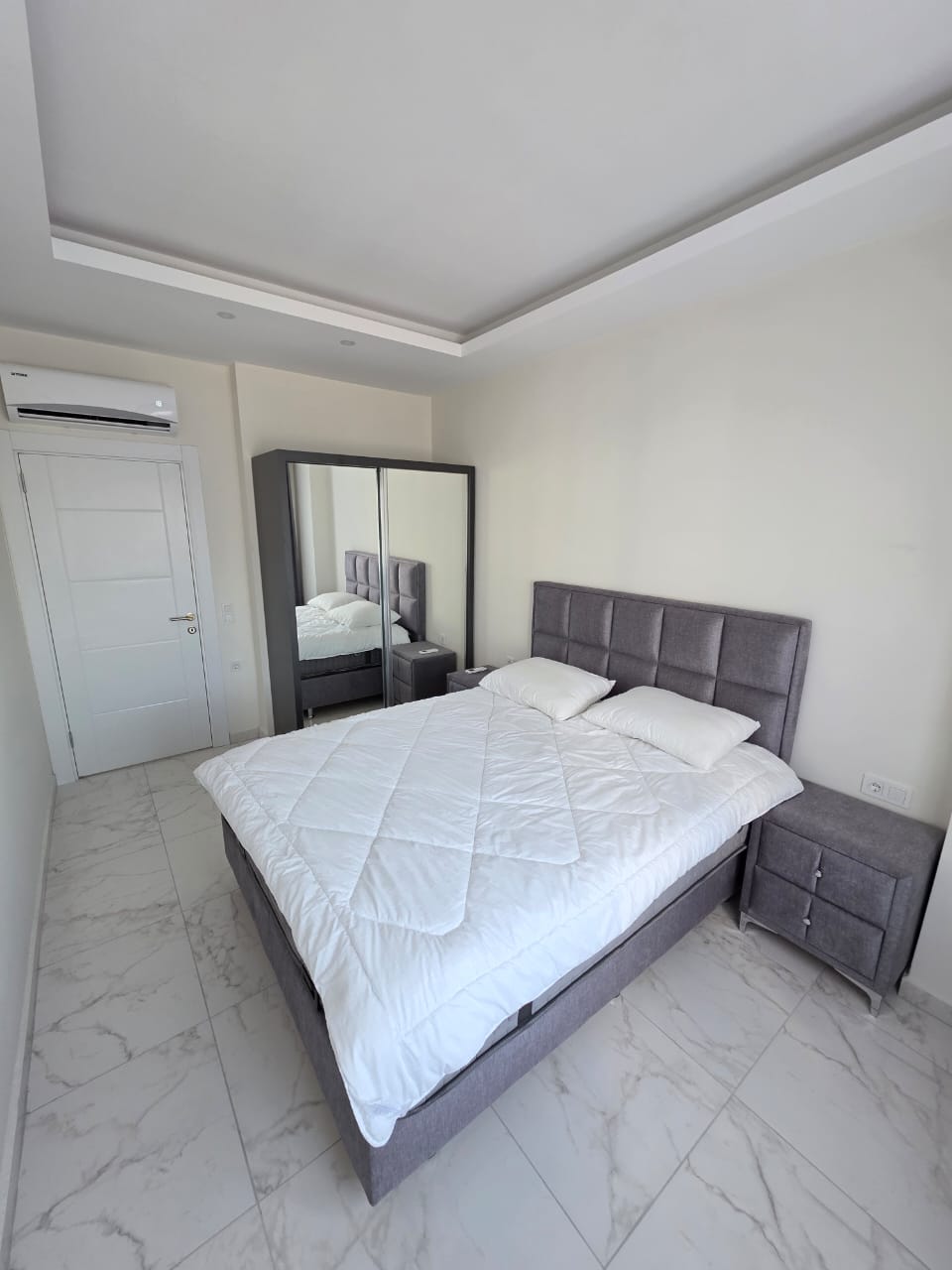 Alanya, Payallar semtinde 1+1 daire – eşyalı, deniz manzaralı, harika fiyat.