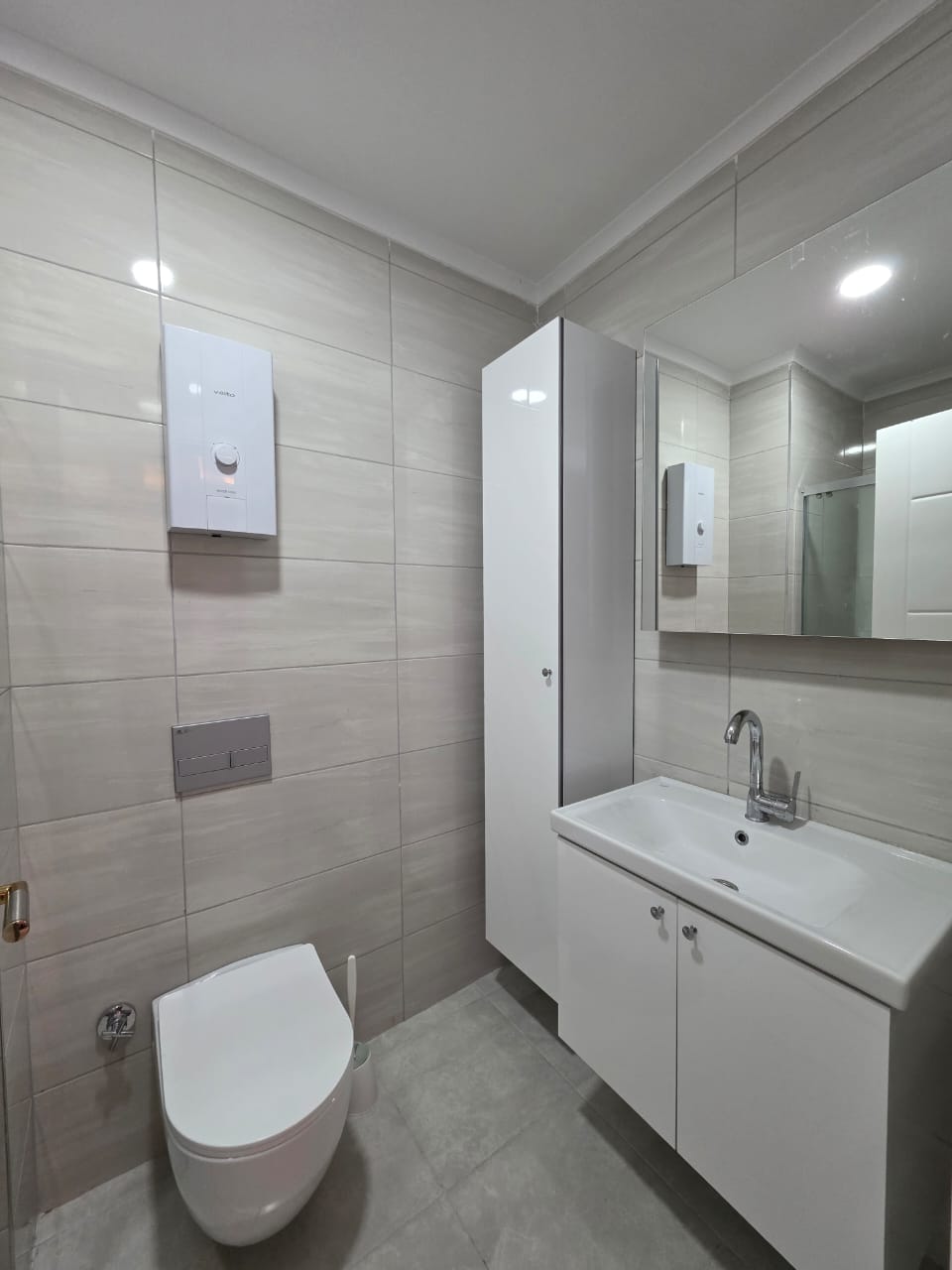 Alanya, Payallar semtinde 1+1 daire – eşyalı, deniz manzaralı, harika fiyat.