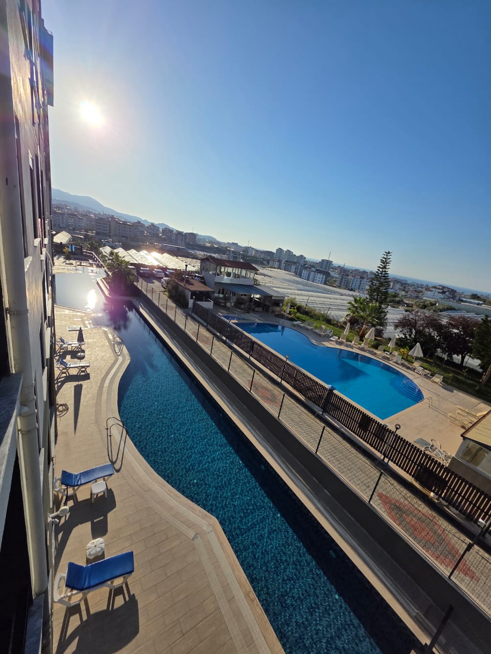Alanya, Payallar semtinde 1+1 daire – eşyalı, deniz manzaralı, harika fiyat.
