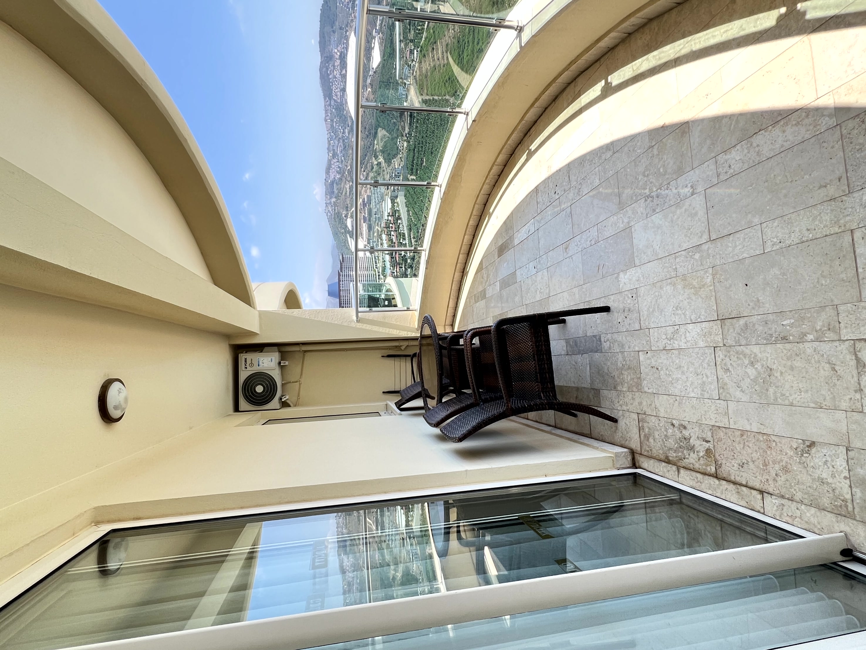 Квартира 1+1 в Алании – мебель, знаменитый resort-style, район Махмутлар