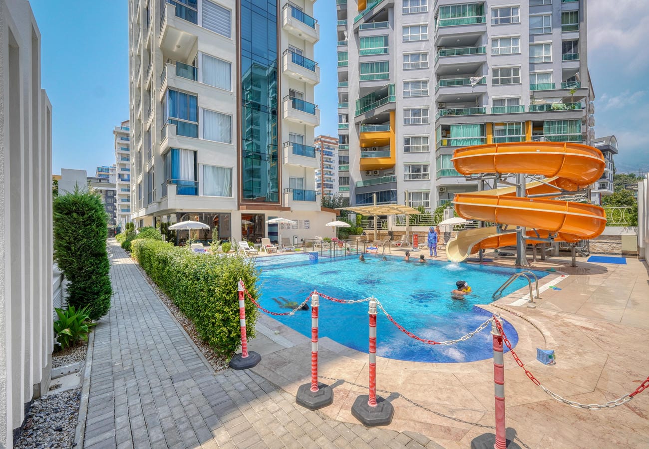 Apartment for rent in Mahmutlar – two-room furnished, 550 m to beach No. 24
